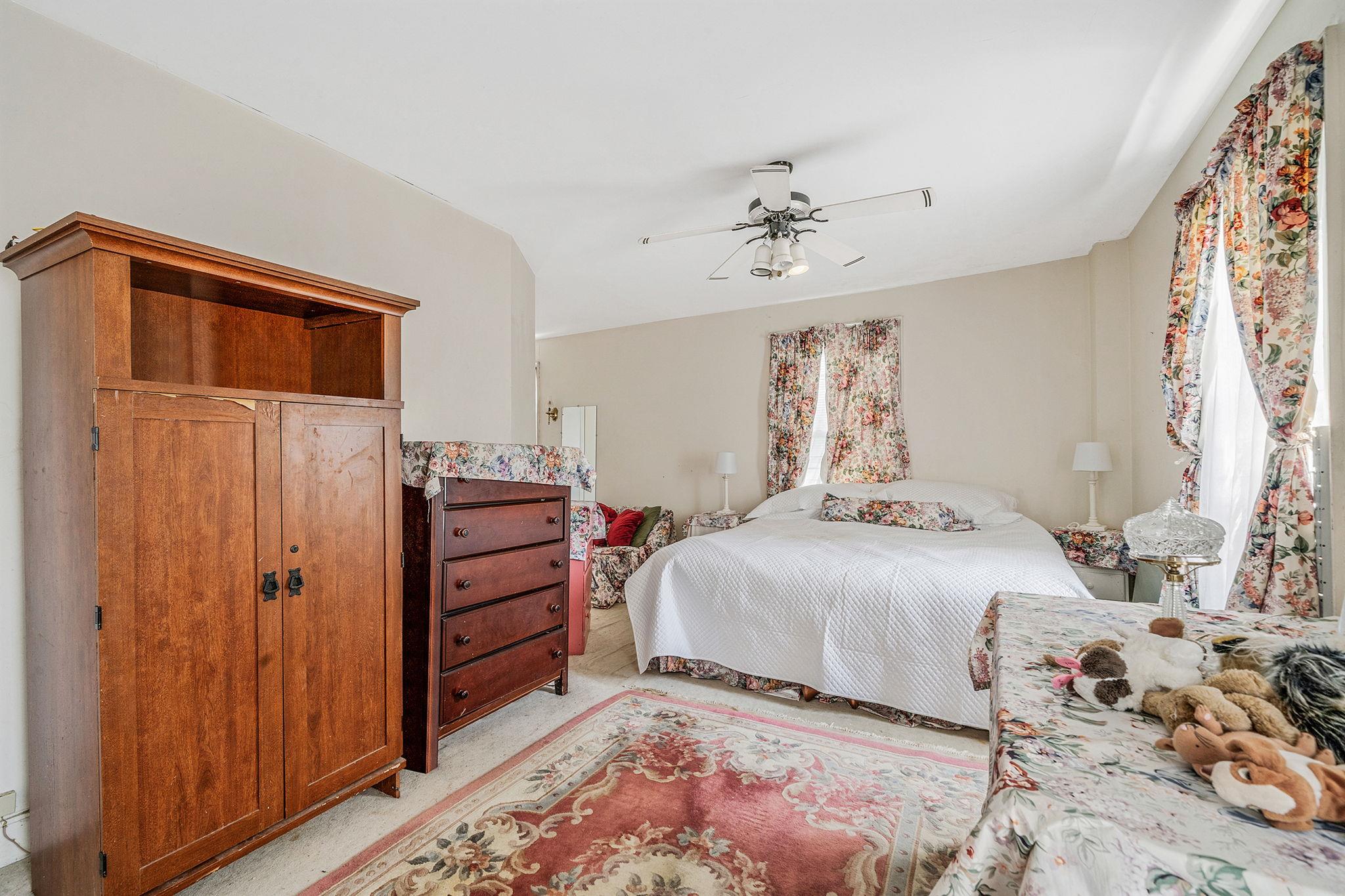 159 Brixton Road, Garden City, NY 11530