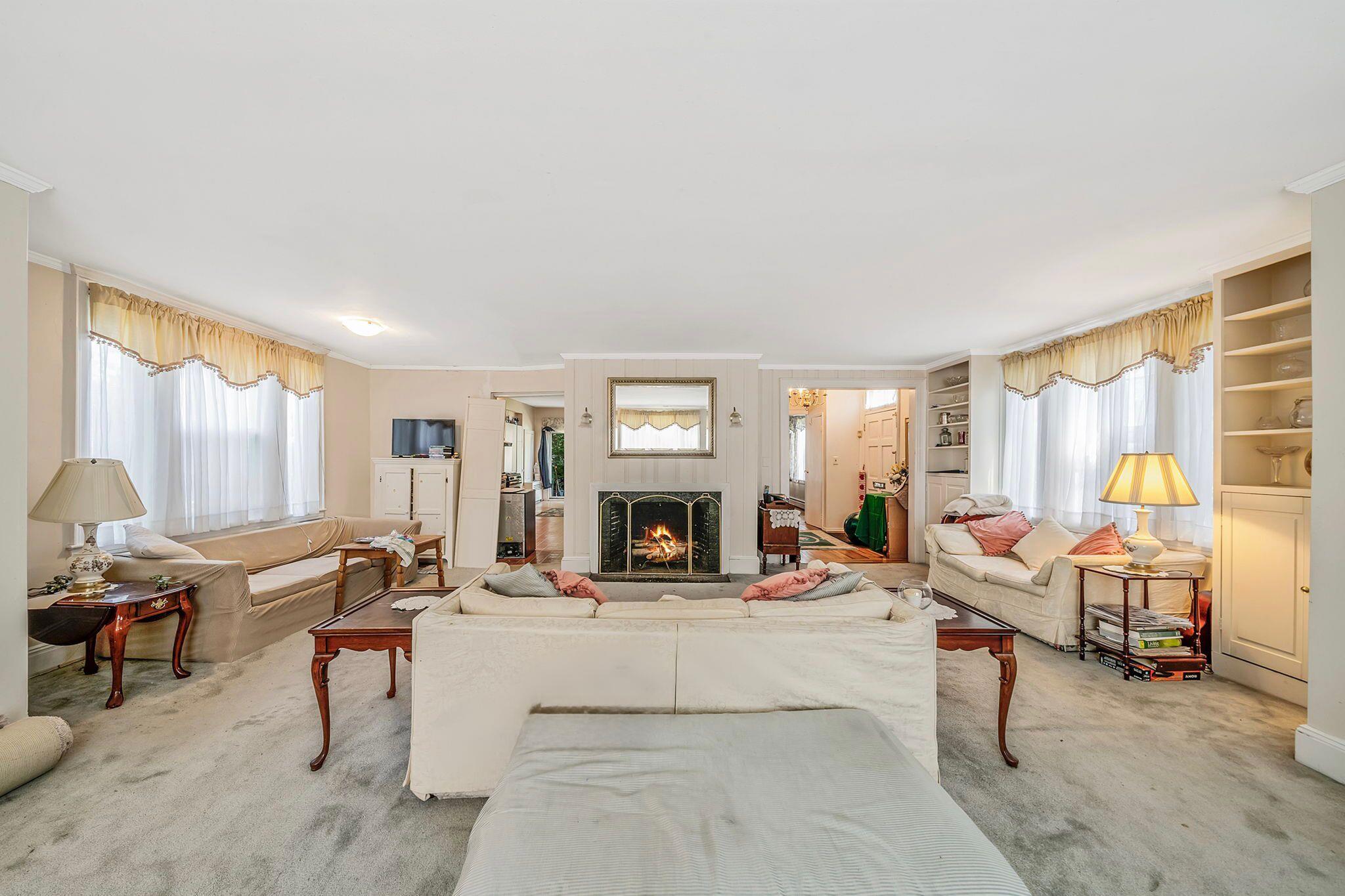 159 Brixton Road, Garden City, NY 11530