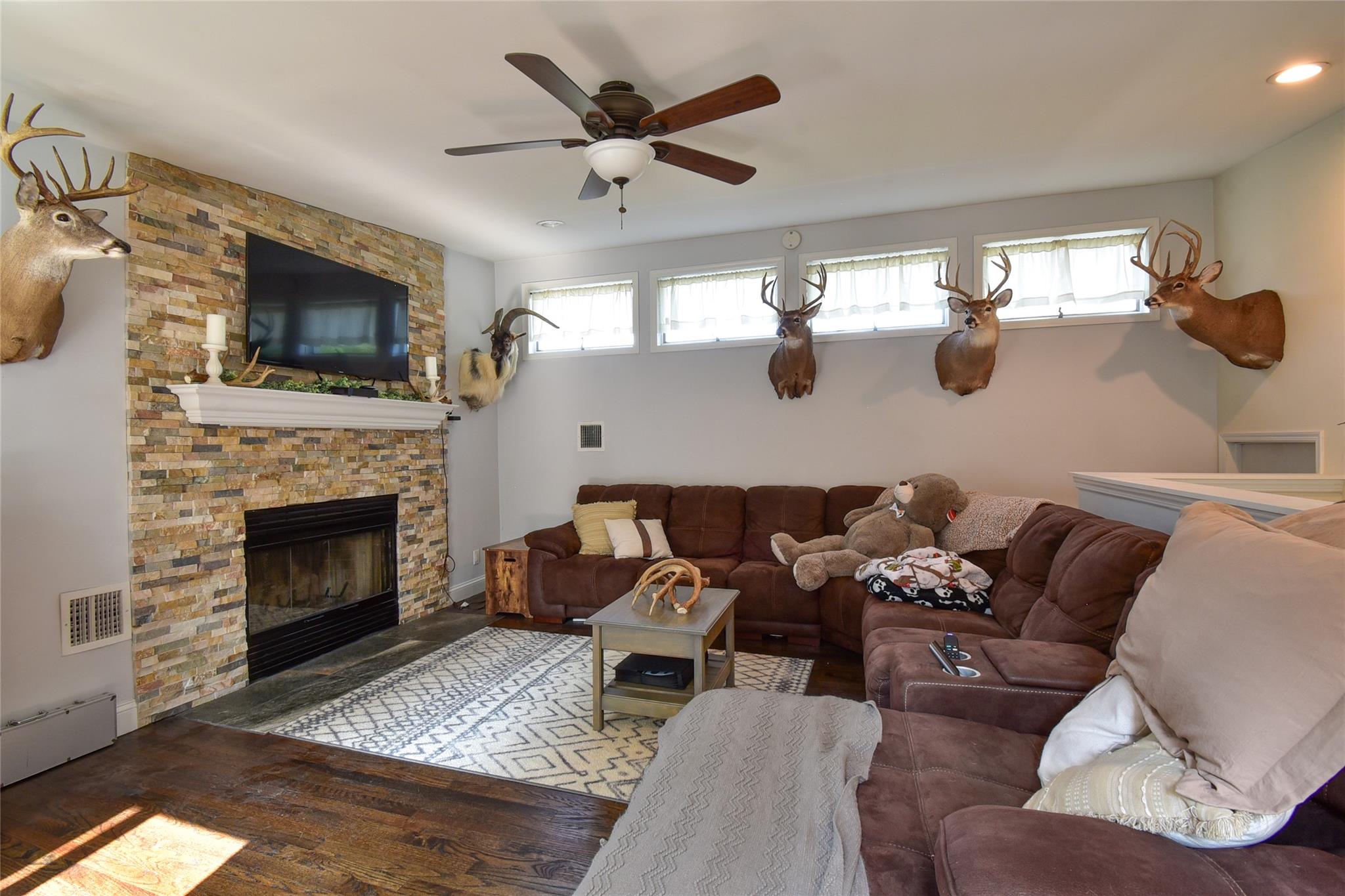 5 Dartmouth Road, Shoreham, NY 11786