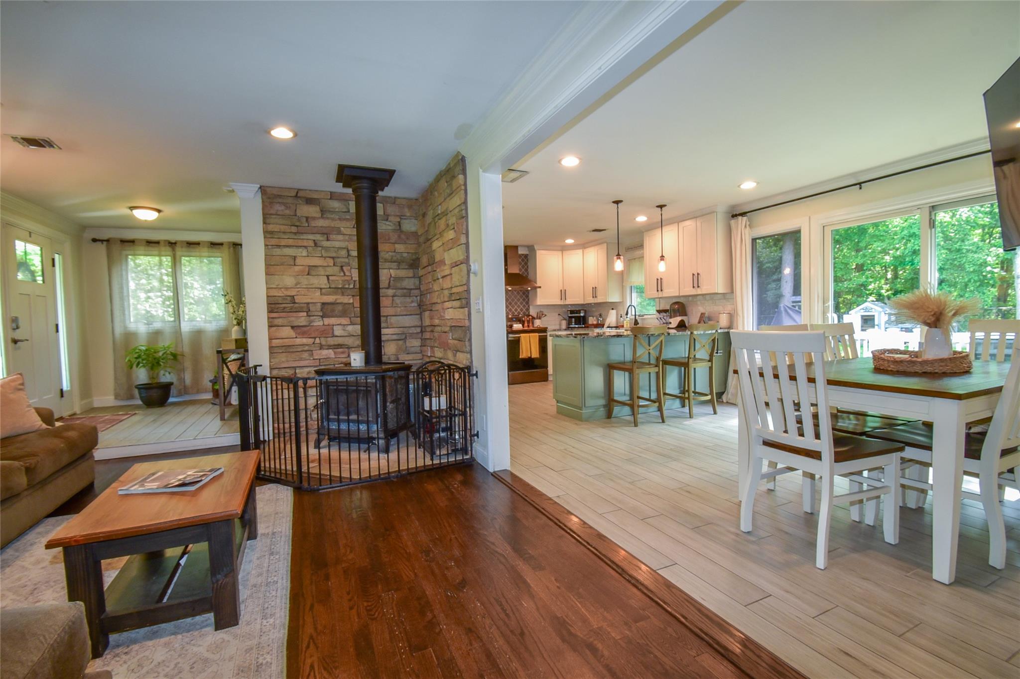 5 Dartmouth Road, Shoreham, NY 11786