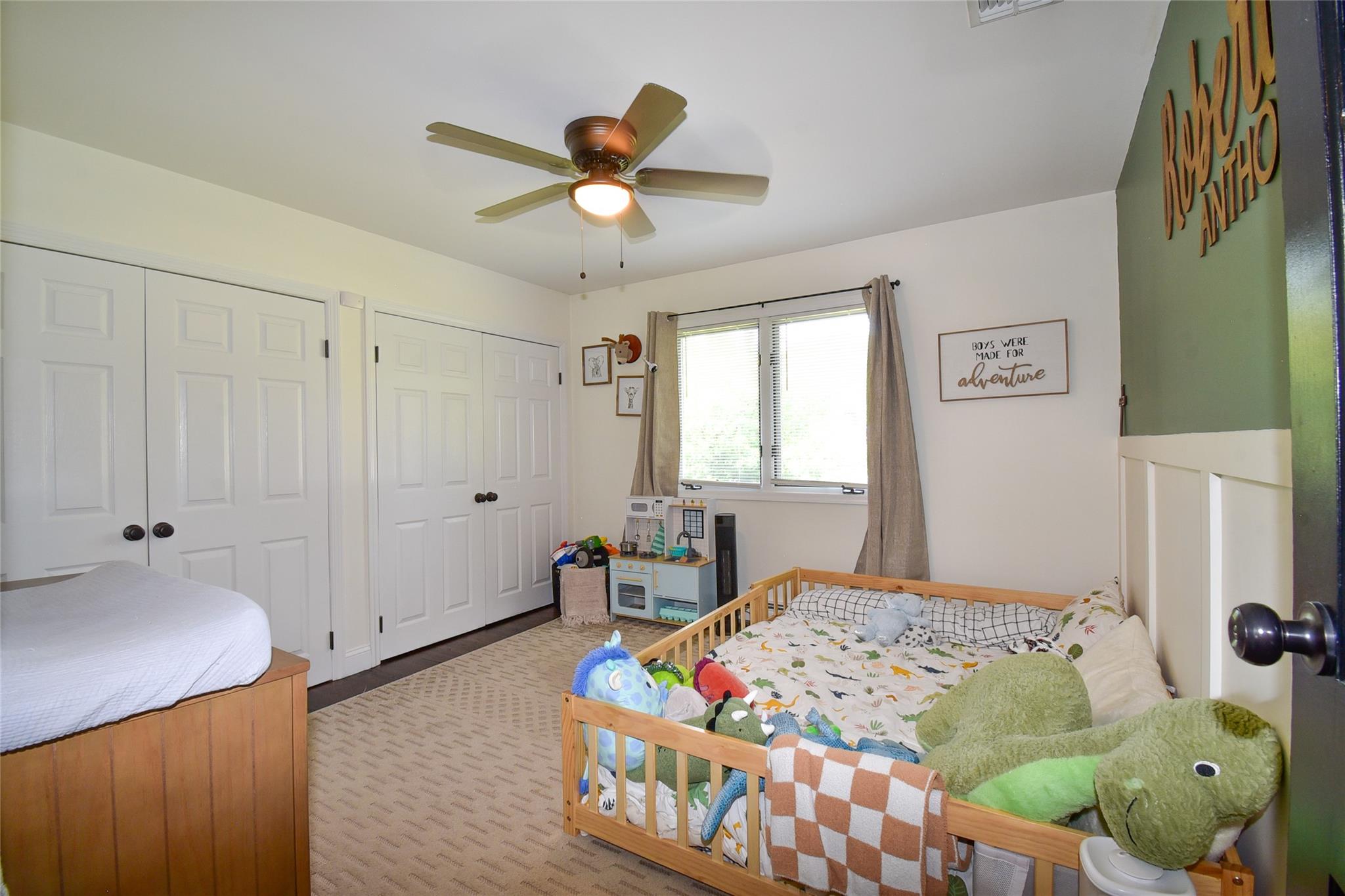 5 Dartmouth Road, Shoreham, NY 11786