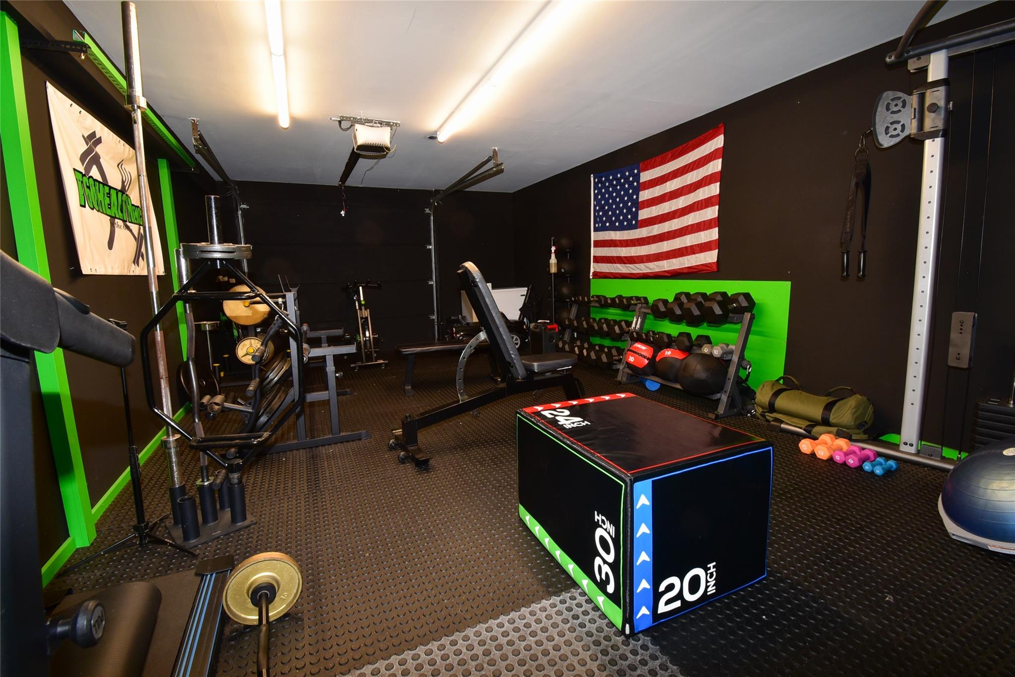 5 Dartmouth Road, Shoreham, NY 11786