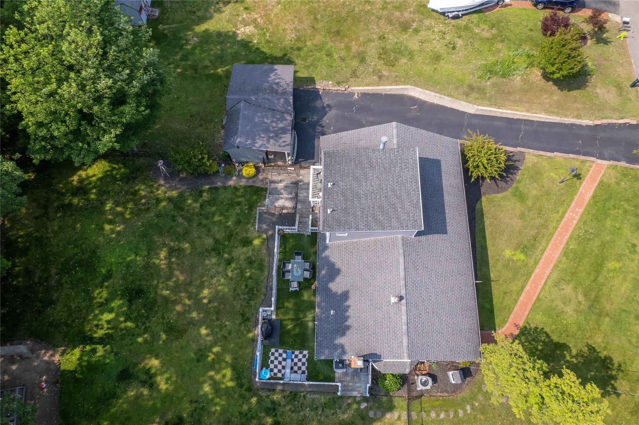 5 Dartmouth Road, Shoreham, NY 11786