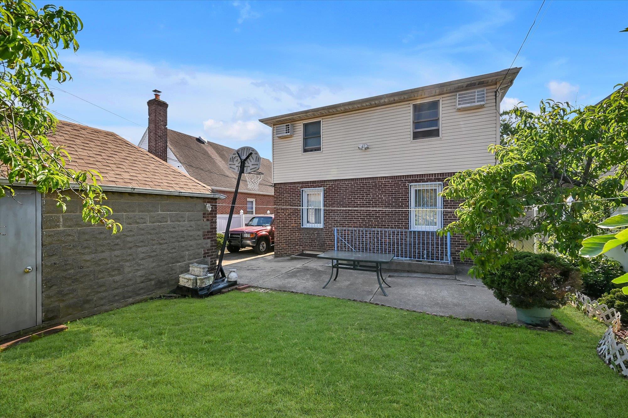 4539 192nd Street, Flushing, NY 11358