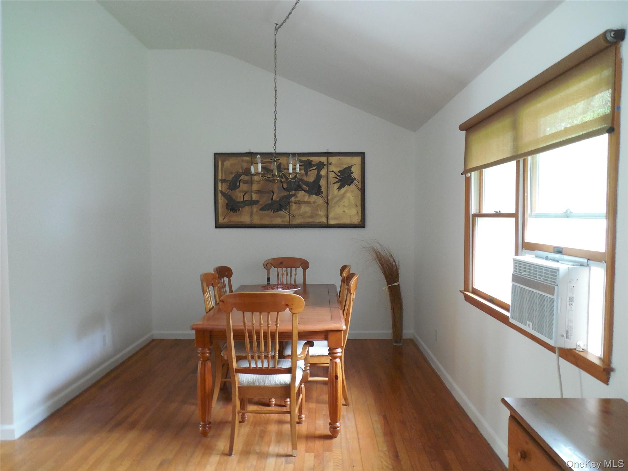 24 E Point Lane, Hampton Bays, NY 11946