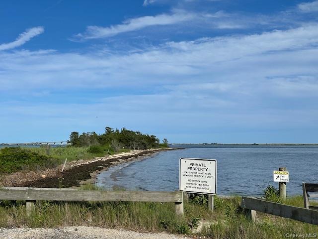 24 E Point Lane, Hampton Bays, NY 11946