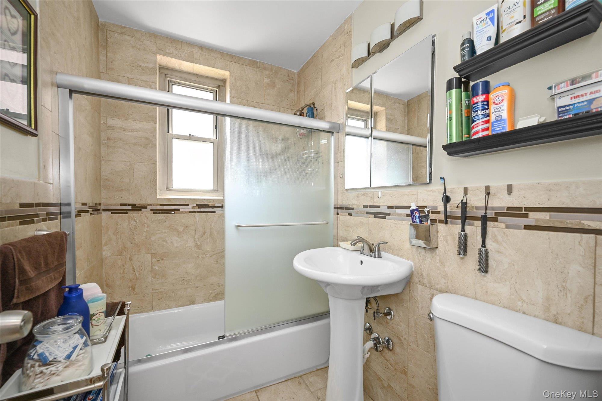 211-40 18th Avenue # 4A, Bayside, NY 11360