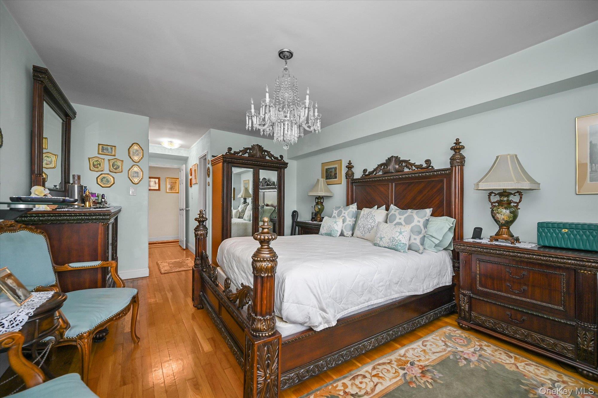 211-40 18th Avenue # 4A, Bayside, NY 11360