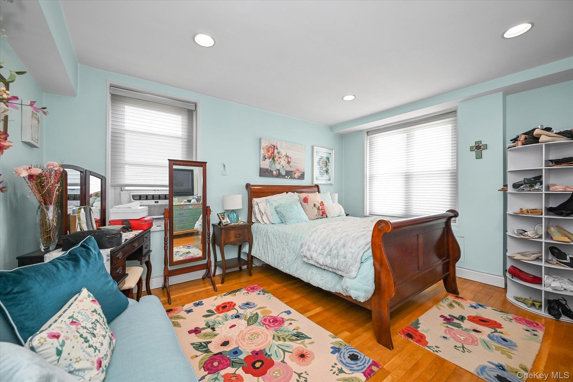 211-40 18th Avenue # 4A, Bayside, NY 11360