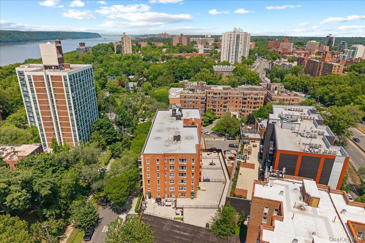 2736 Independence Avenue # 6C, Bronx, NY 10463