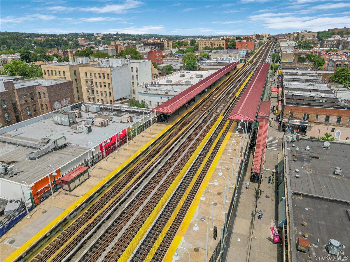 661 E 225th Street, Bronx, NY 10466