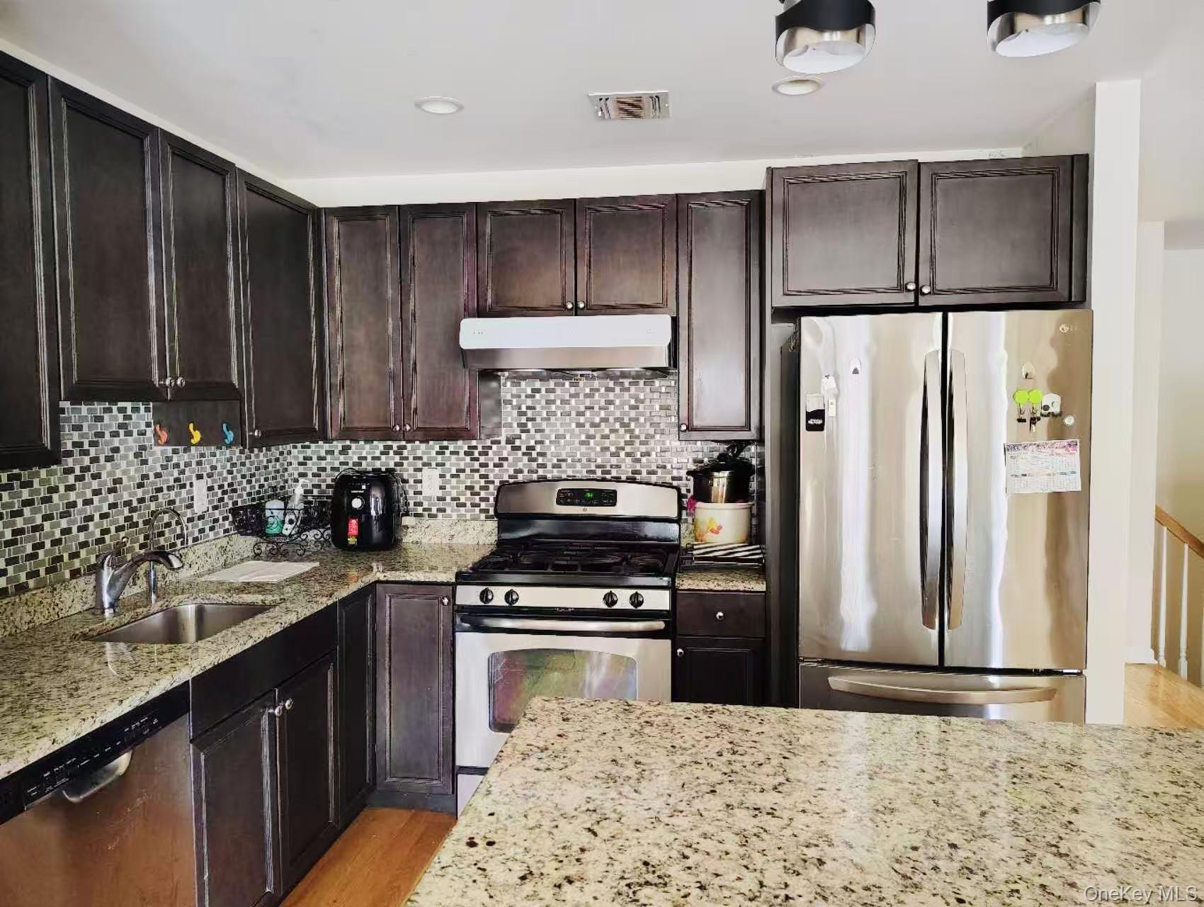 2-18 A Constitution Place # 173, College Point, NY 11356