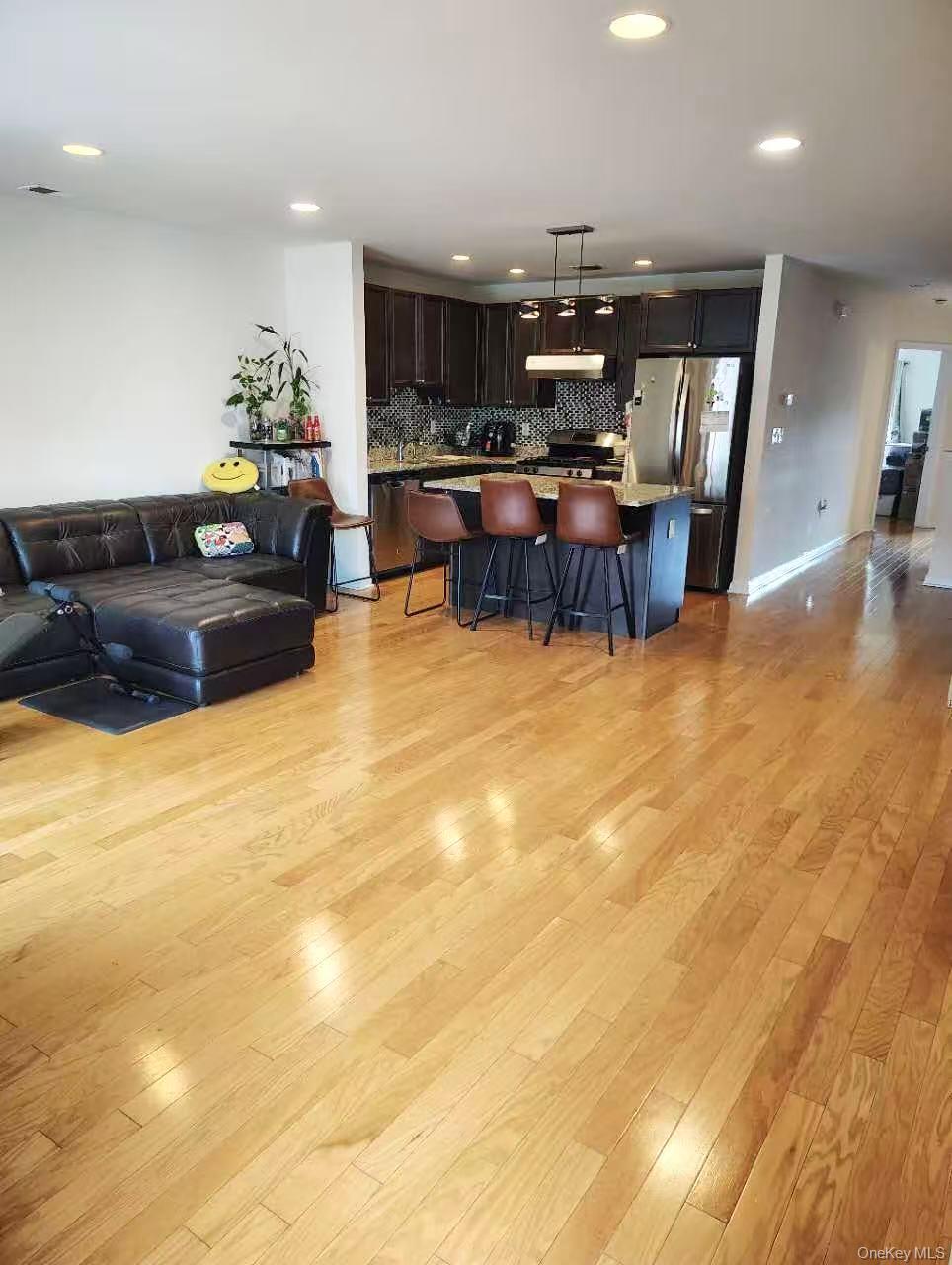 2-18 A Constitution Place # 173, College Point, NY 11356