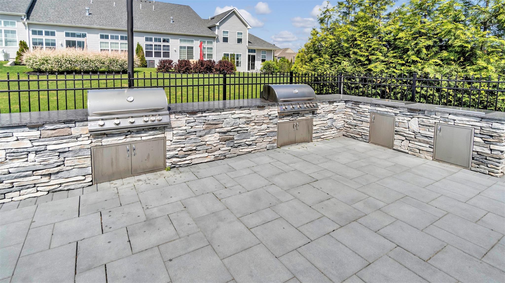 333 Wavell Avenue, Yaphank, NY 11980