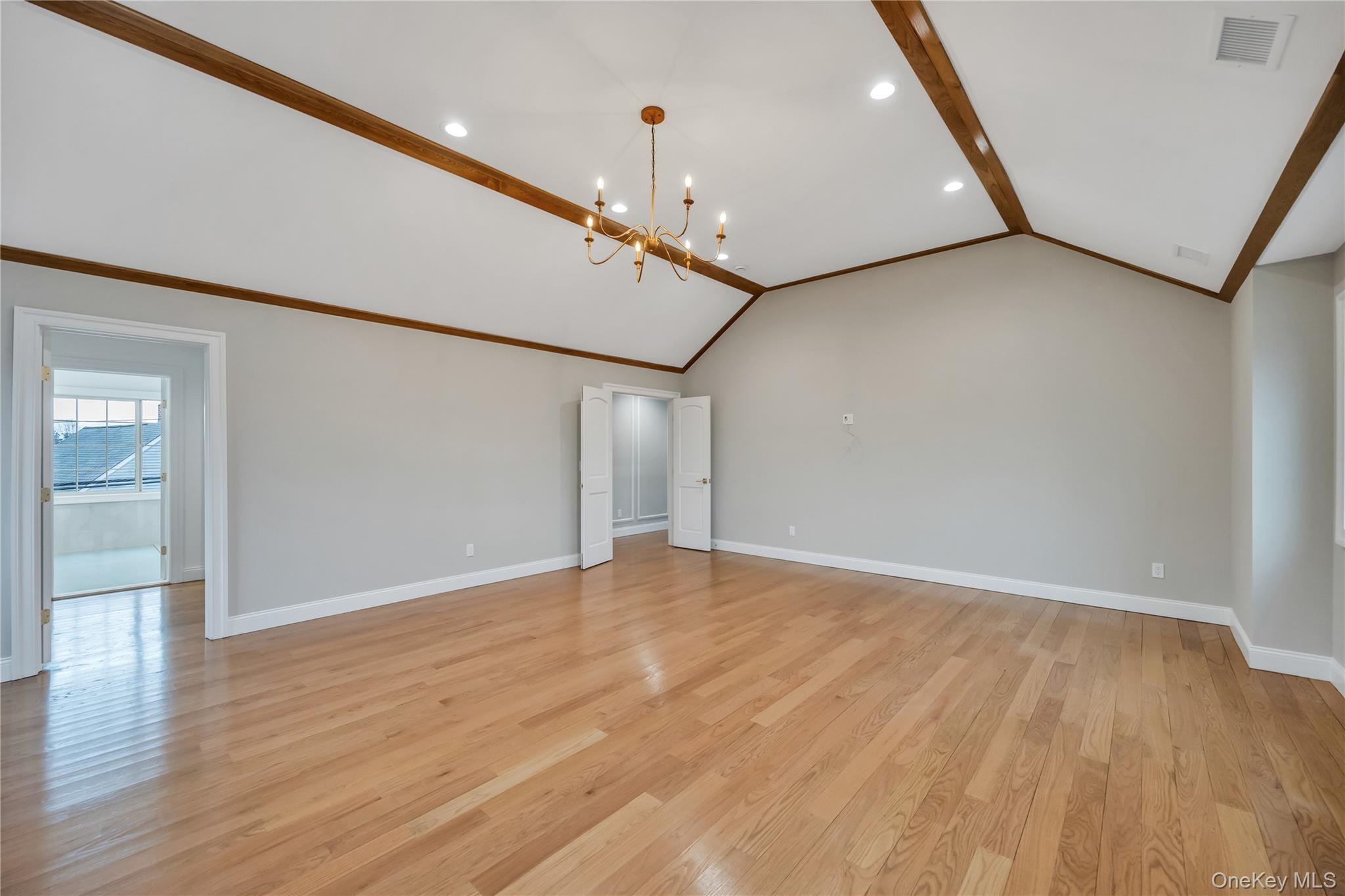 319 Blacksmith Road W, Levittown, NY 11756