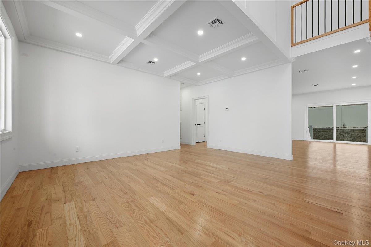 319 Blacksmith Road W, Levittown, NY 11756