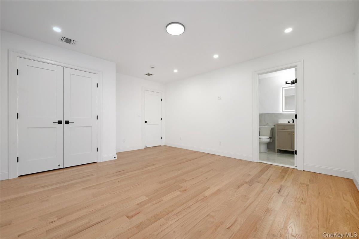 319 Blacksmith Road W, Levittown, NY 11756