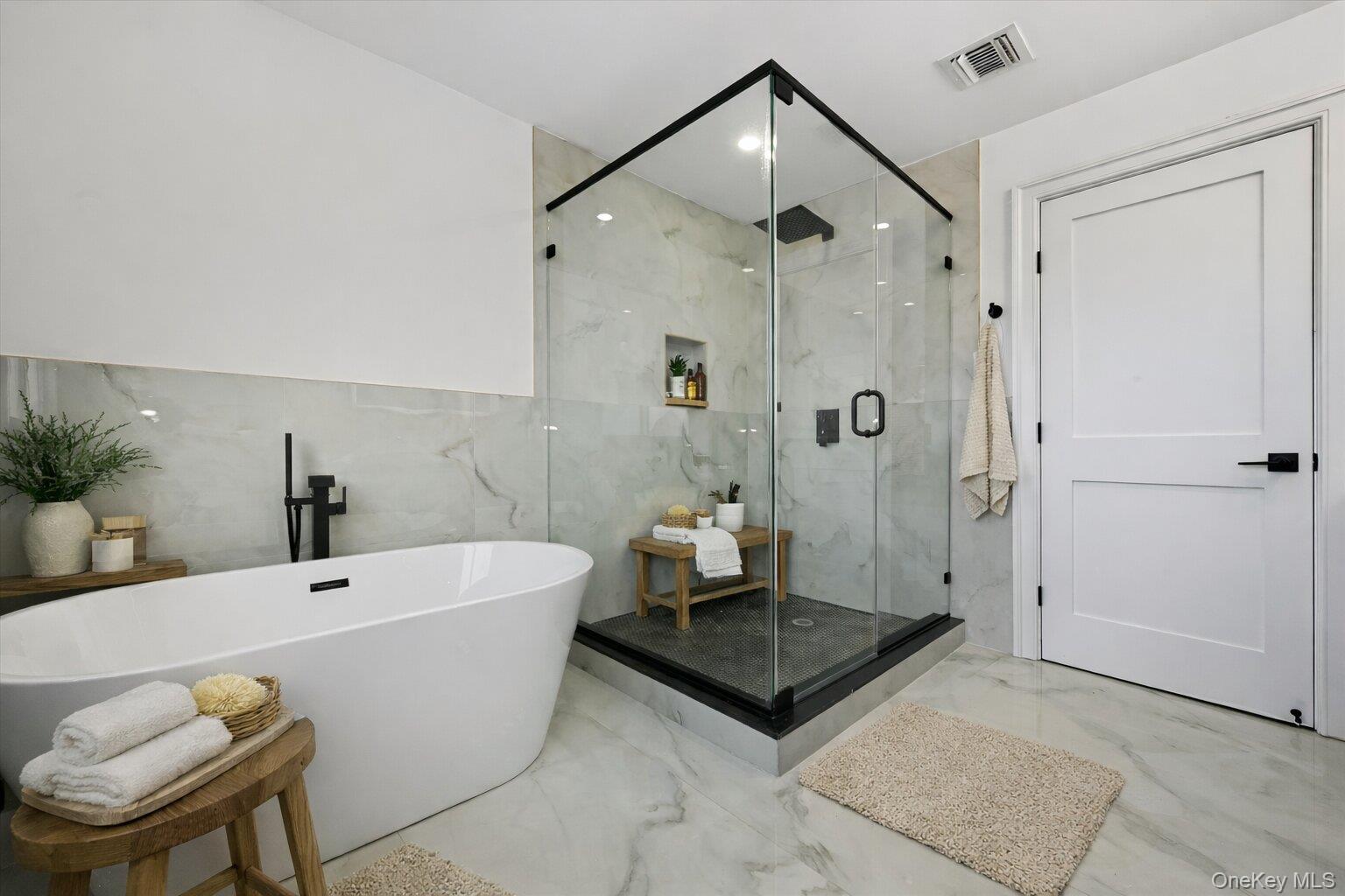 319 Blacksmith Road W, Levittown, NY 11756