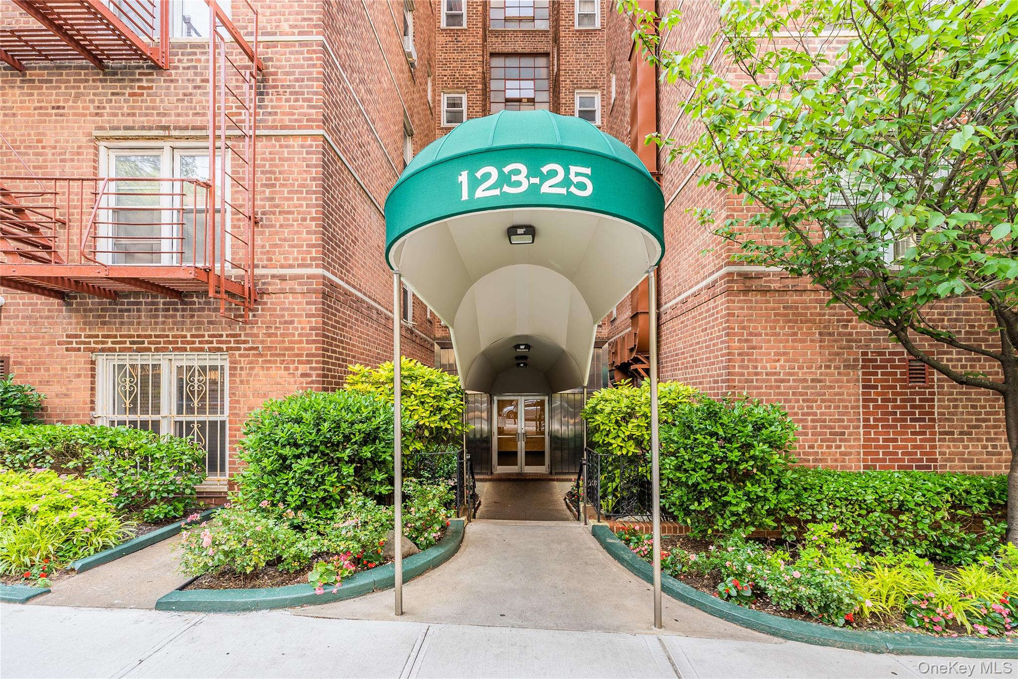 12325 82nd Avenue # 4K, Kew Gardens, NY 11415