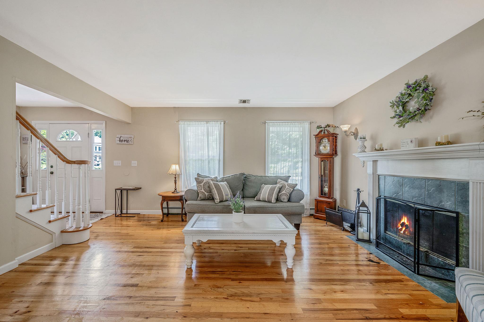 4 Ariel Court, Rocky Point, NY 11778