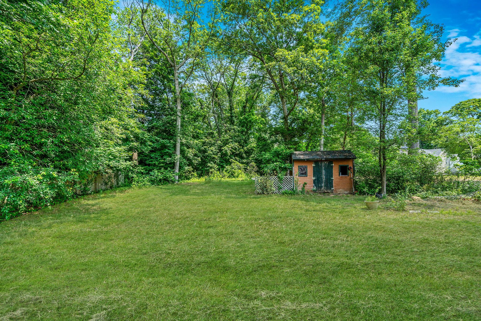 4 Ariel Court, Rocky Point, NY 11778