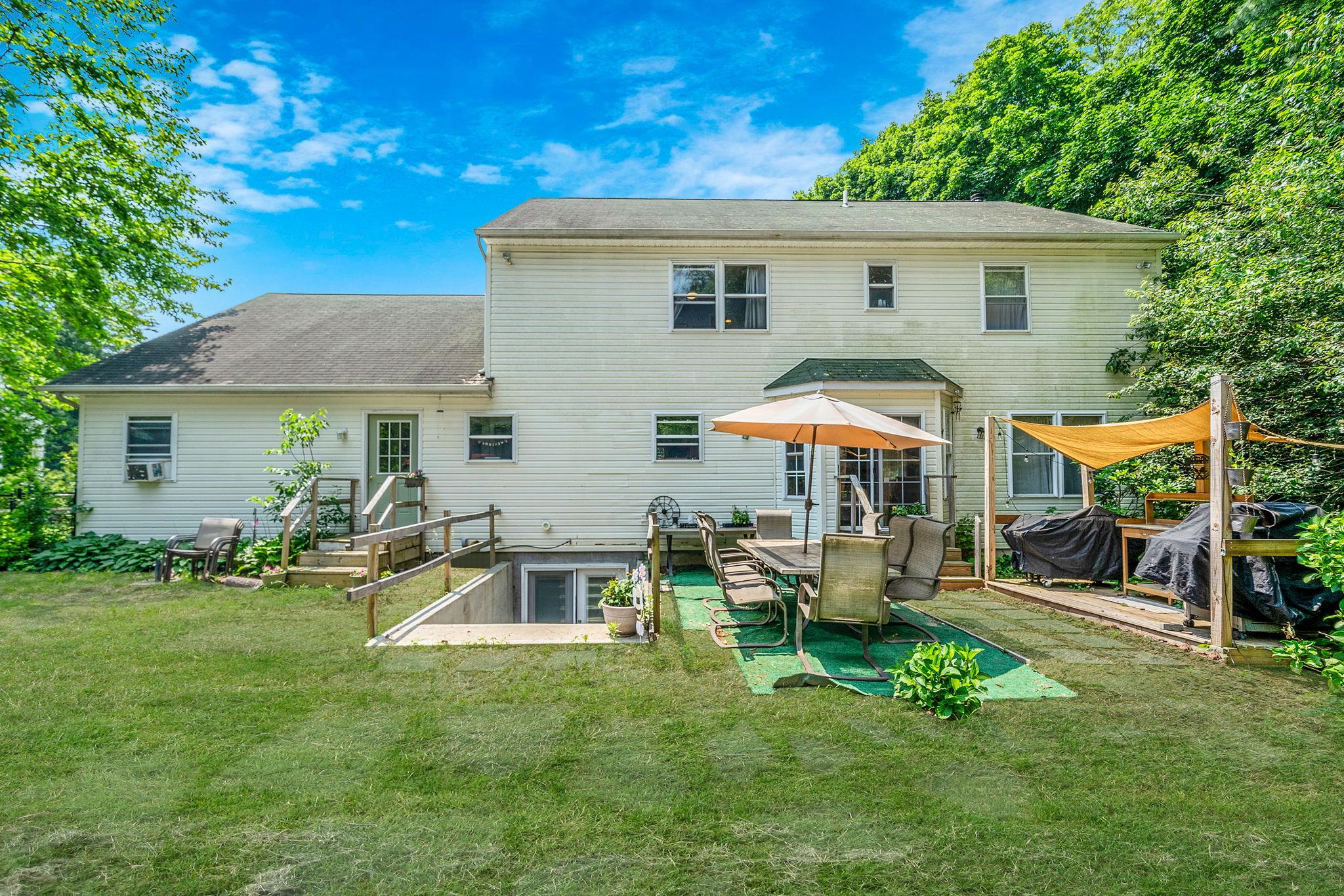 4 Ariel Court, Rocky Point, NY 11778