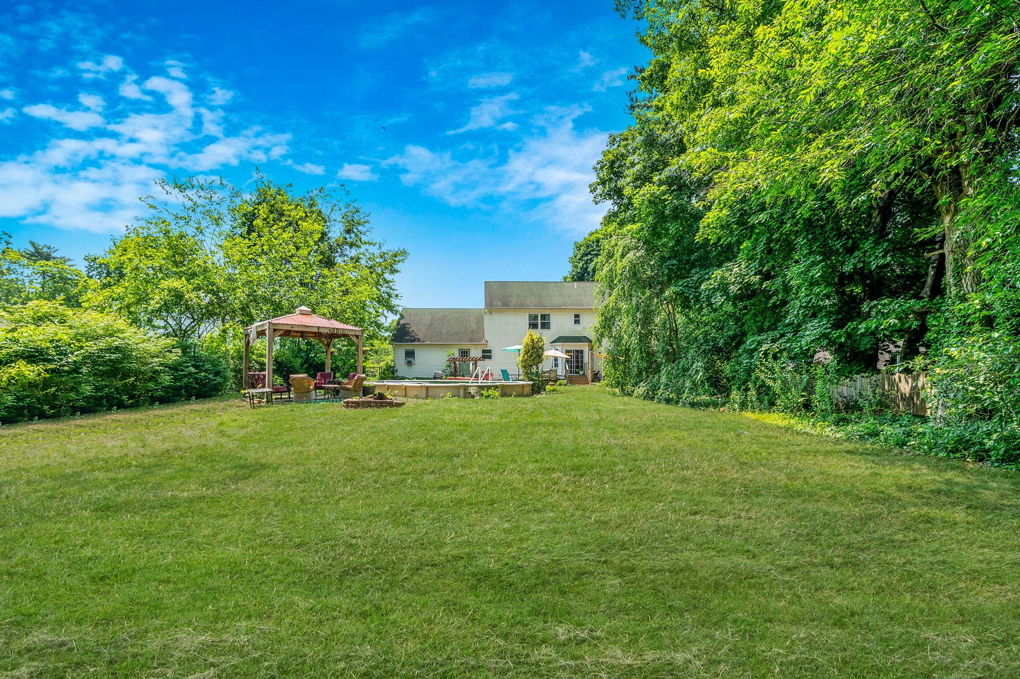 4 Ariel Court, Rocky Point, NY 11778