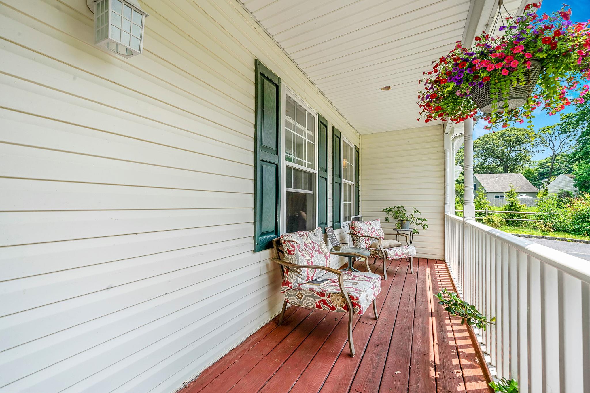 4 Ariel Court, Rocky Point, NY 11778