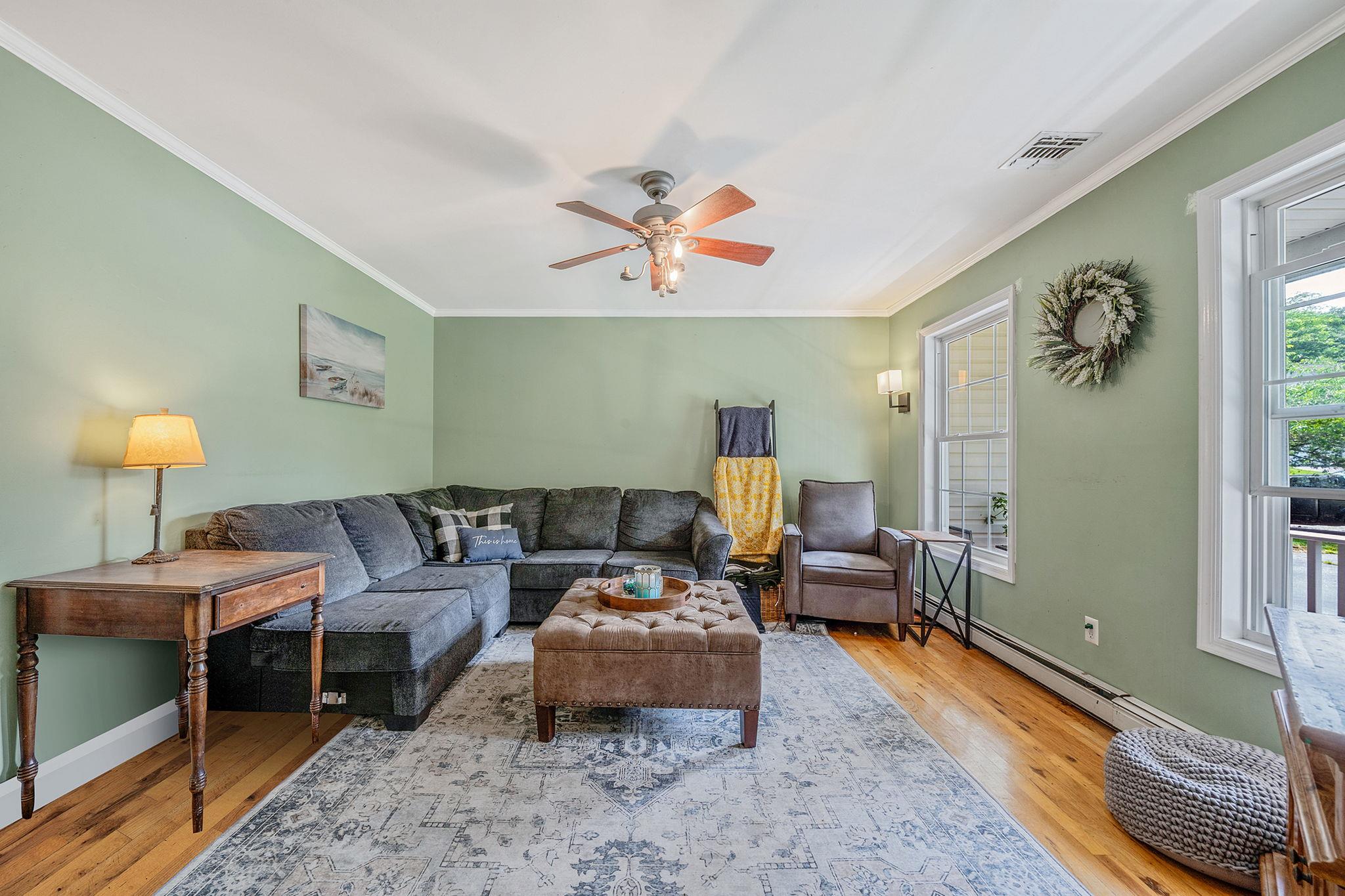 4 Ariel Court, Rocky Point, NY 11778