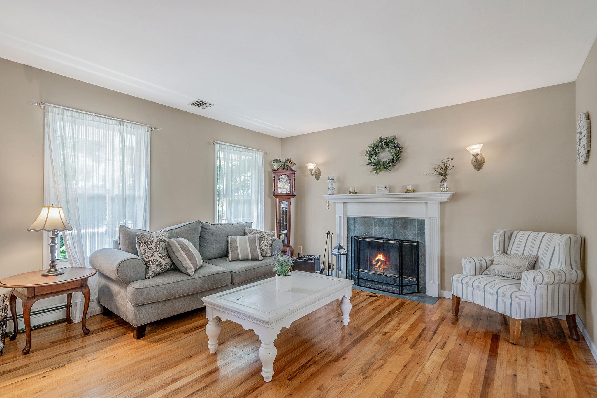 4 Ariel Court, Rocky Point, NY 11778