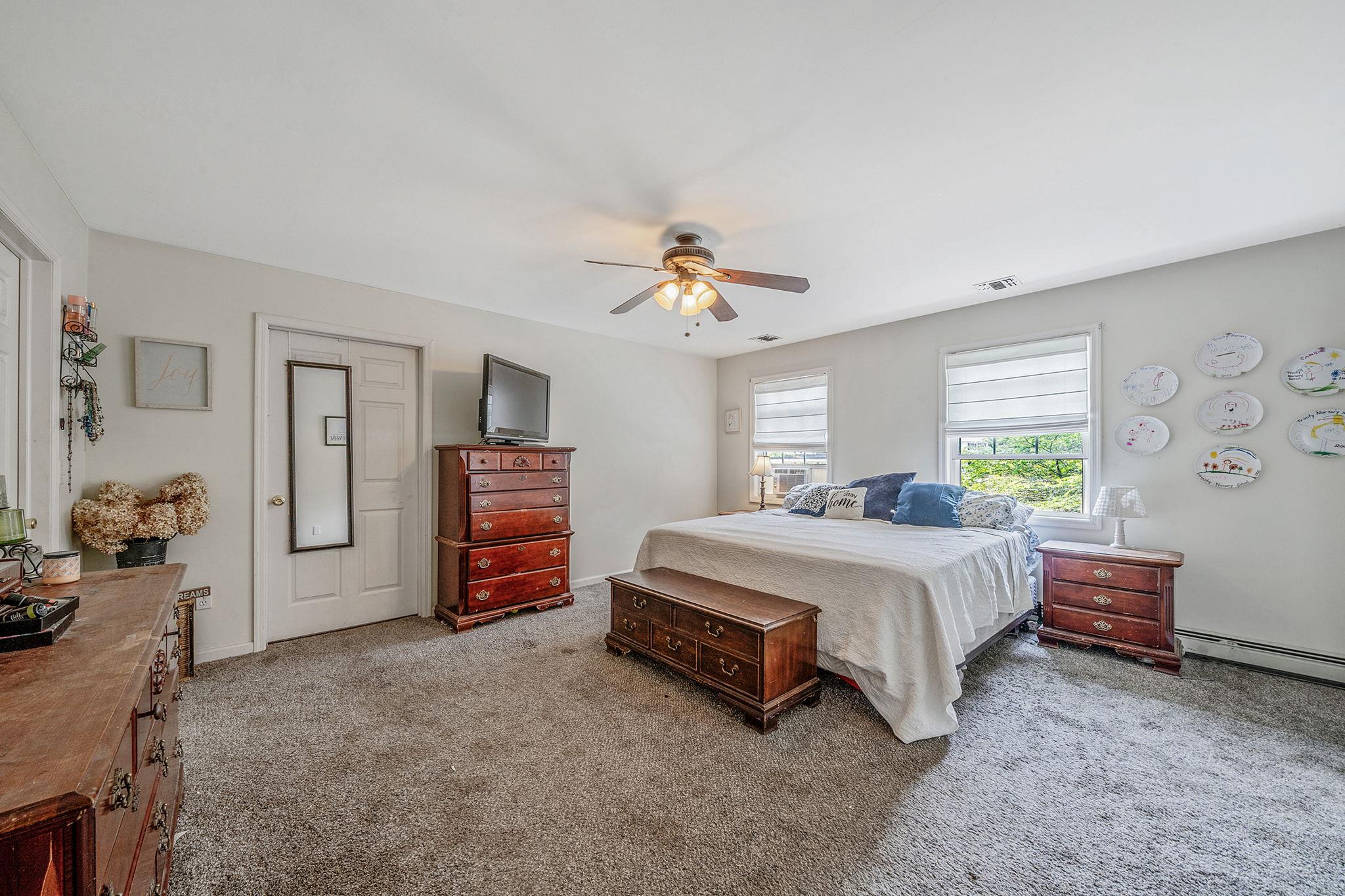 4 Ariel Court, Rocky Point, NY 11778