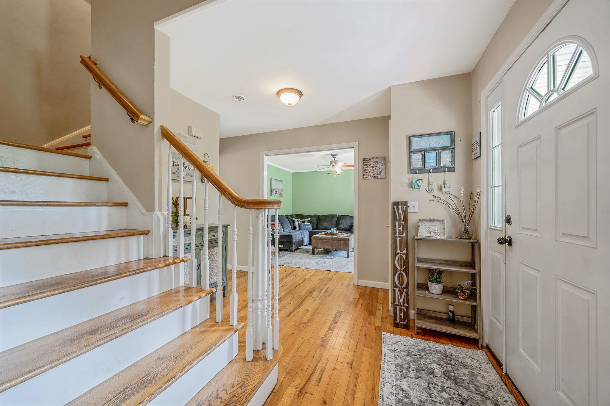 4 Ariel Court, Rocky Point, NY 11778