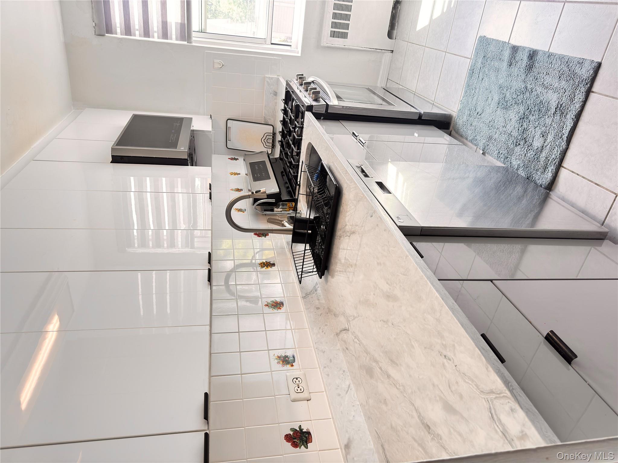 30-11 Parsons Boulevard # 3P, Flushing, NY 11354