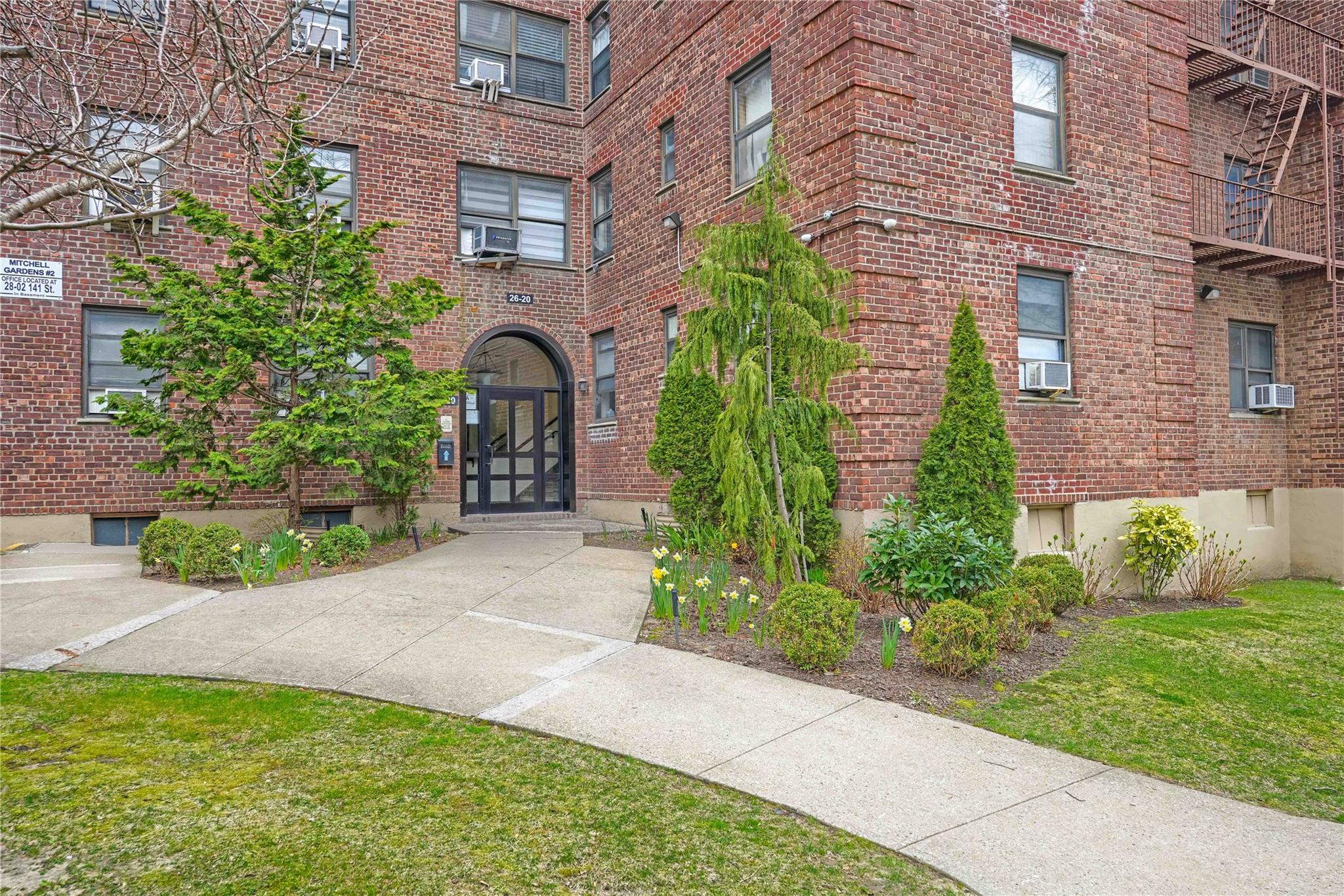 26-20 141st Street # 4A, Flushing, NY 11354