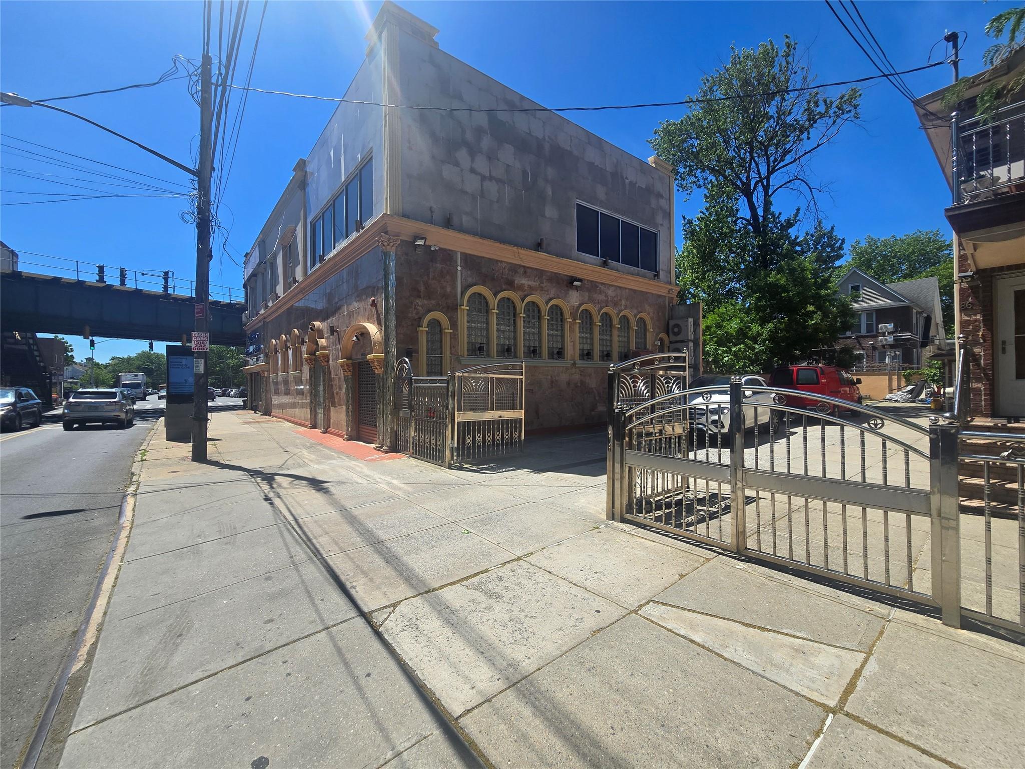 110-27 Jamaica Avenue, Richmond Hill S., NY 11418