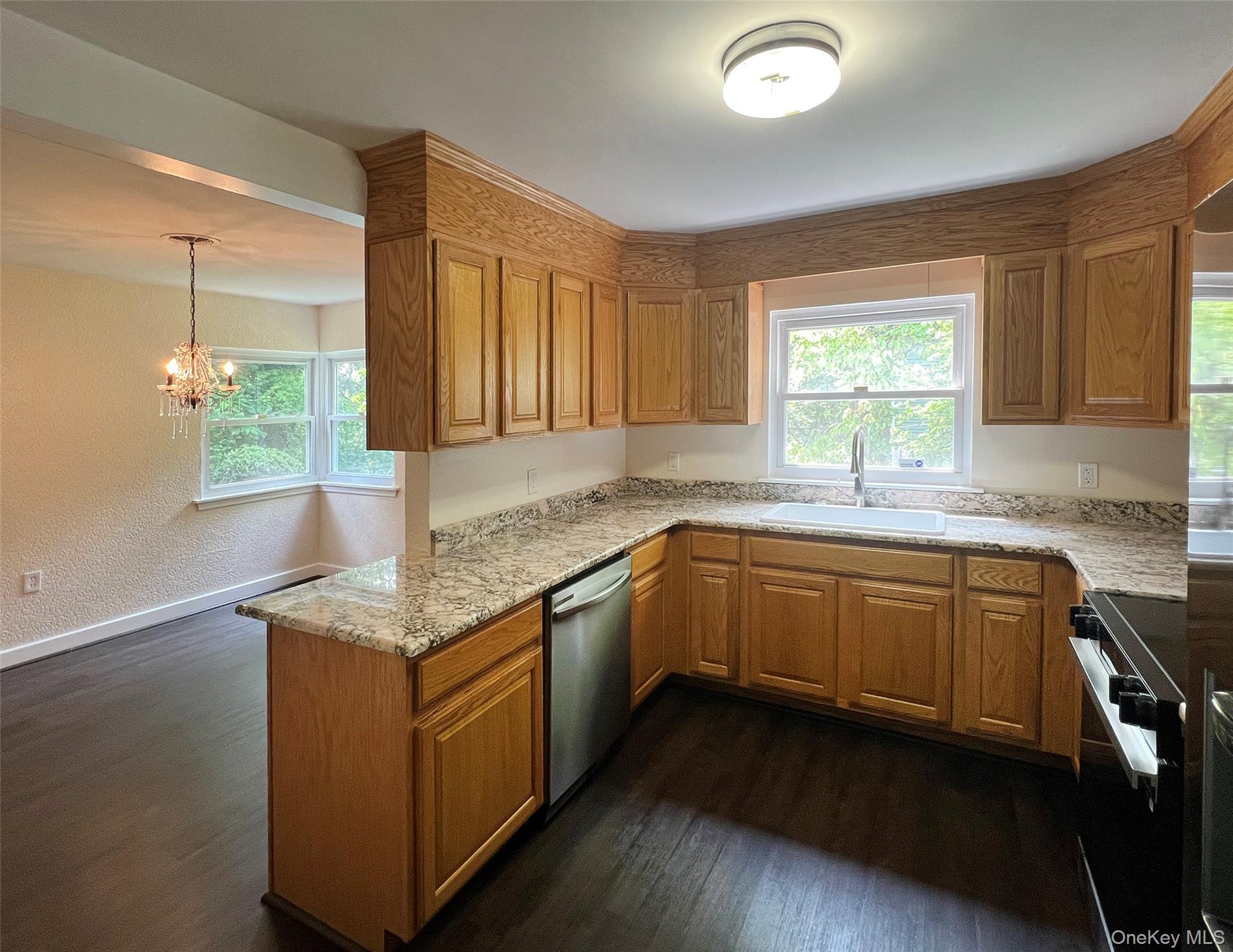 5093 Route 9W, Newburgh, NY 12550