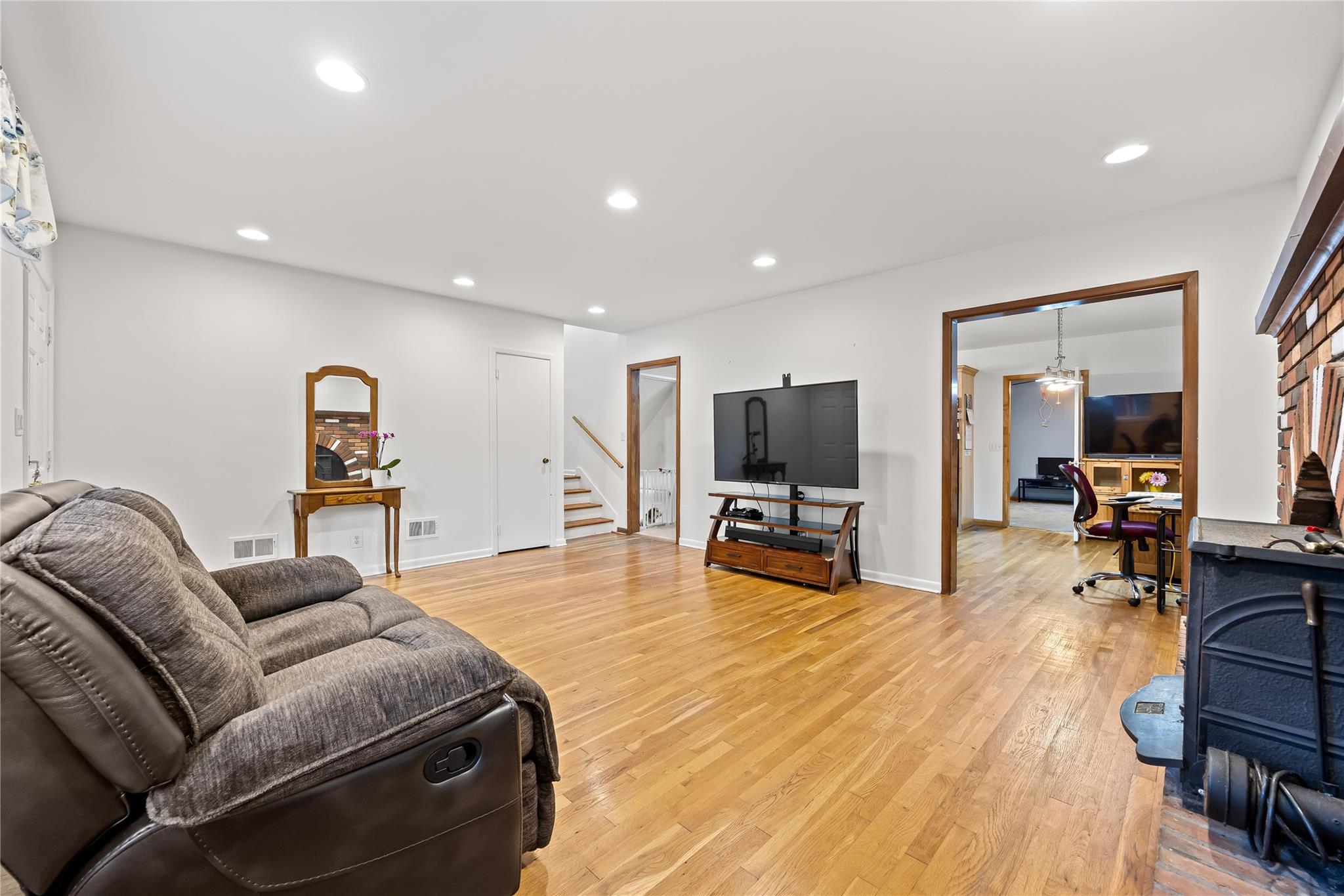 1400 Raleigh Road, Mamaroneck, NY 10543