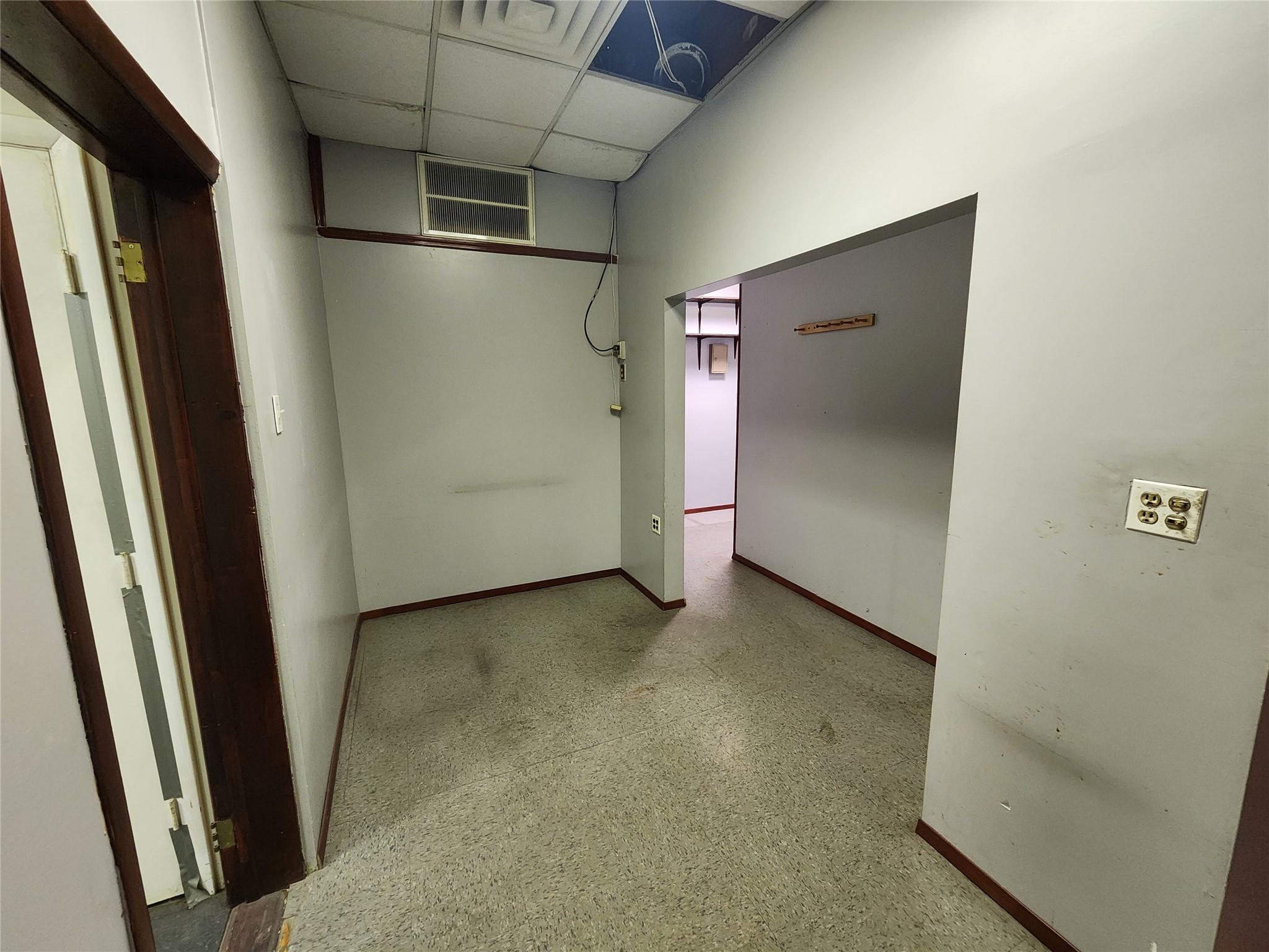 6022 Flushing Avenue, Maspeth, NY 11378