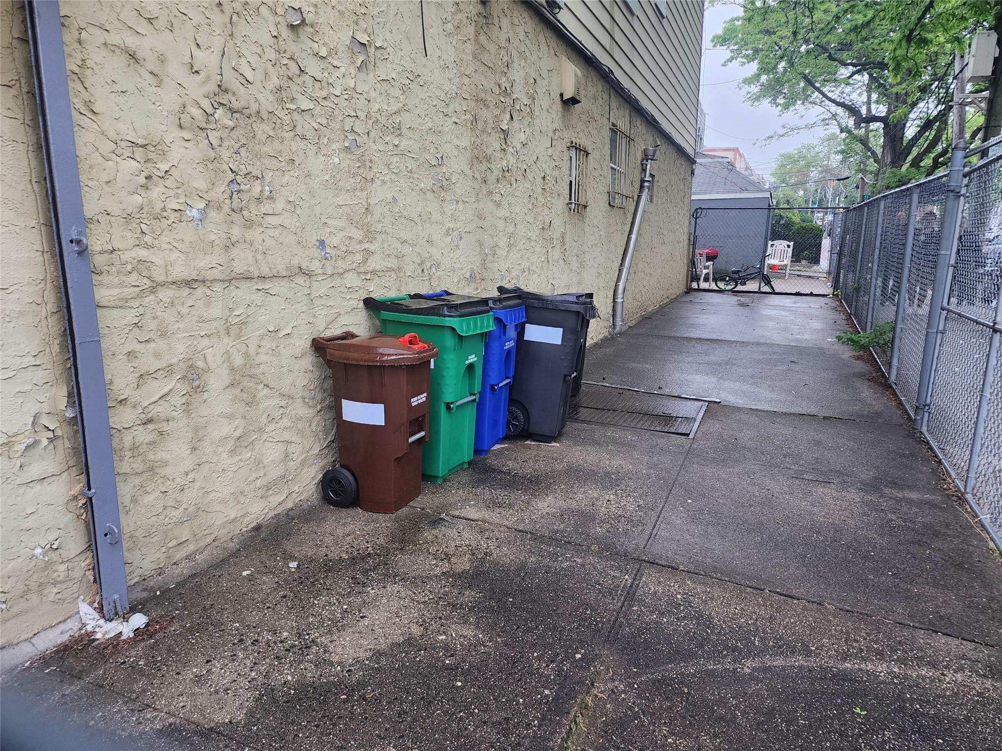 6022 Flushing Avenue, Maspeth, NY 11378