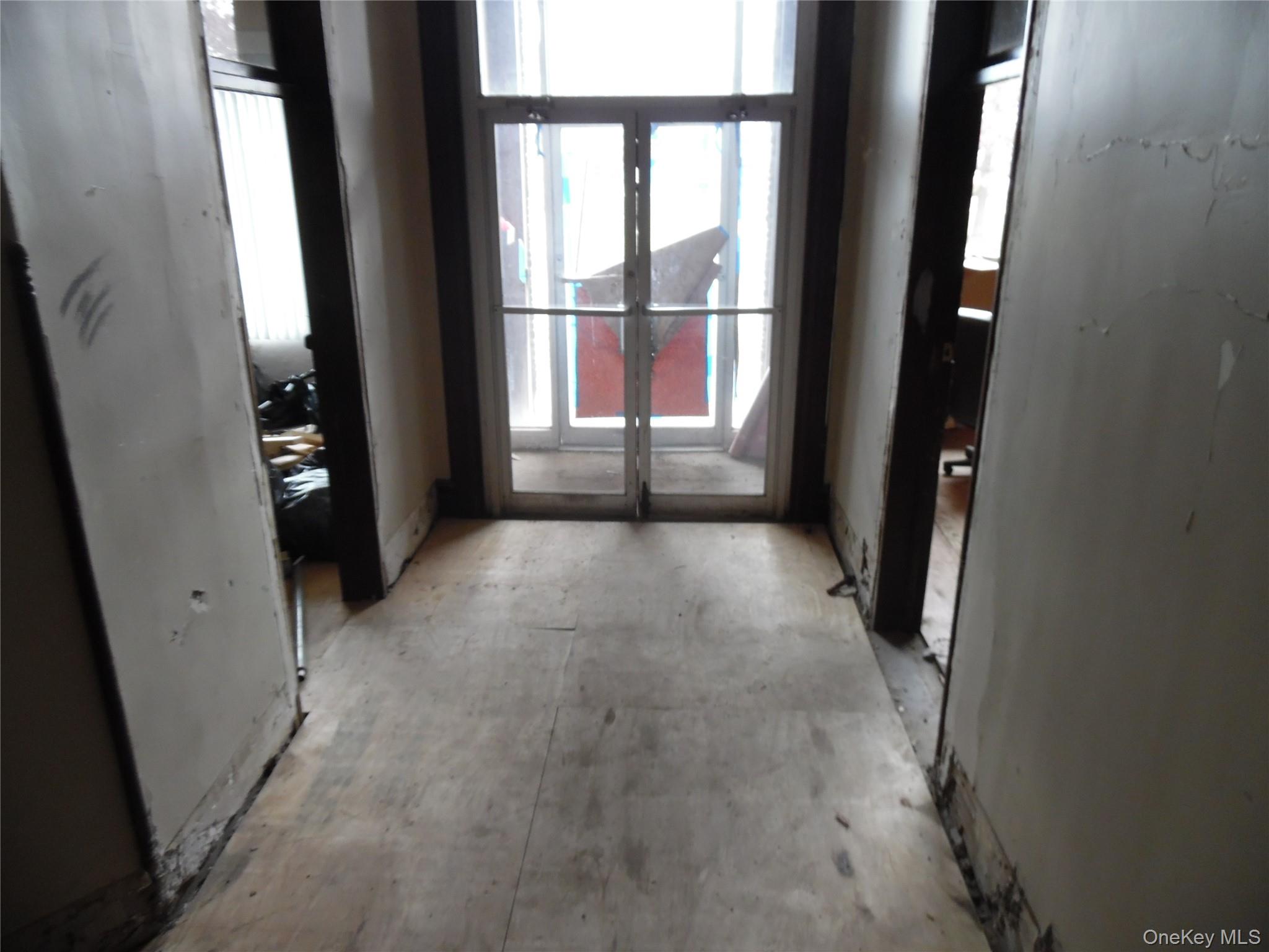 5 Bank St, Monticello, NY 12701