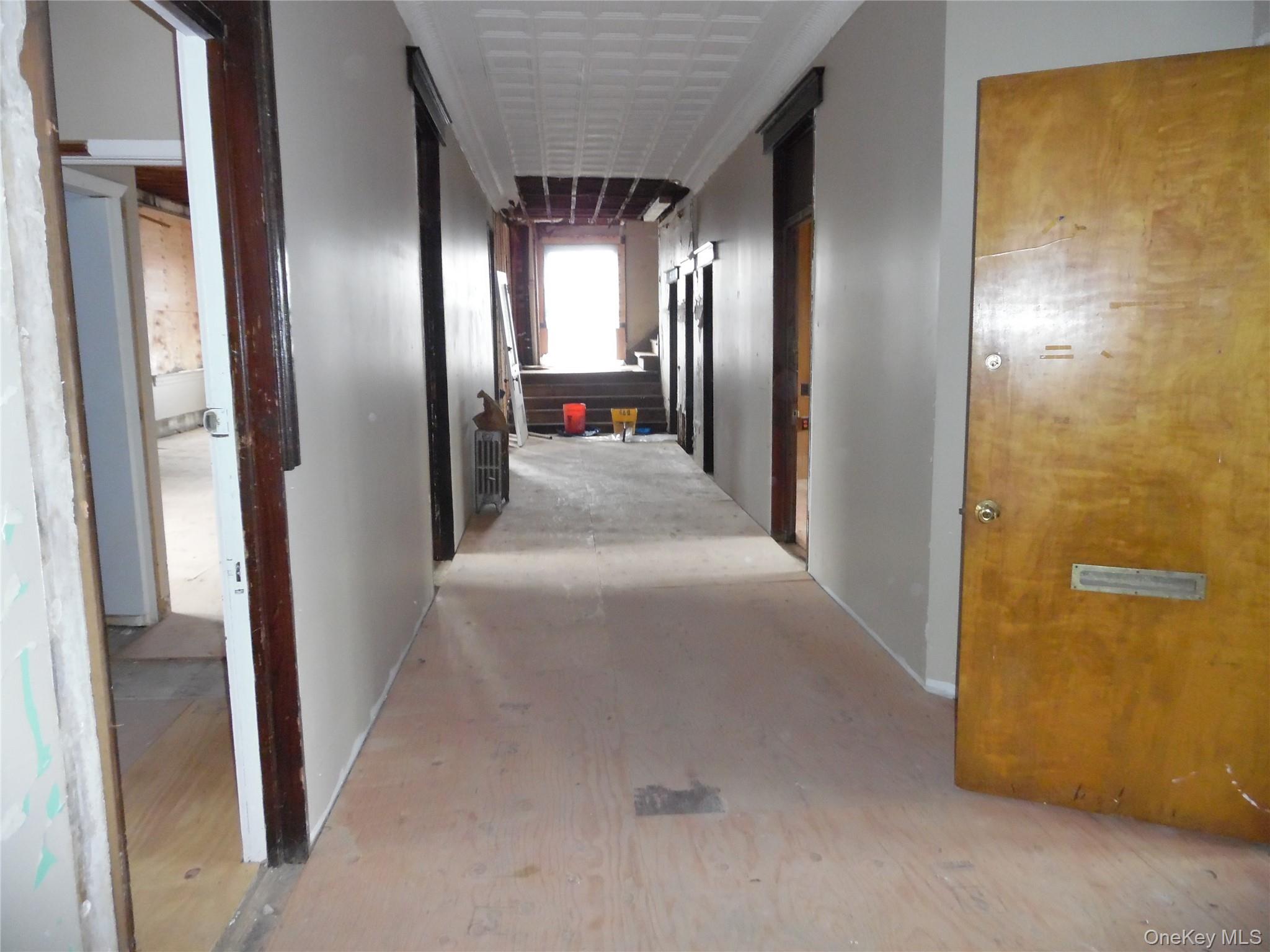 5 Bank St, Monticello, NY 12701