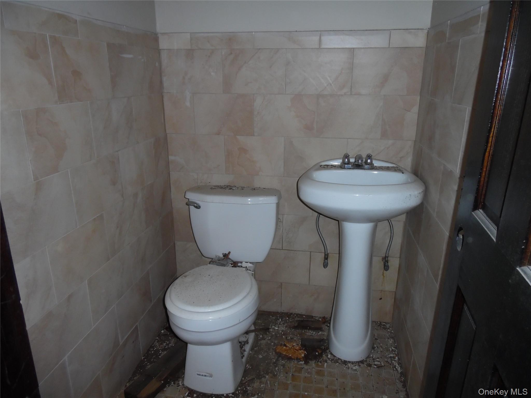 5 Bank St, Monticello, NY 12701