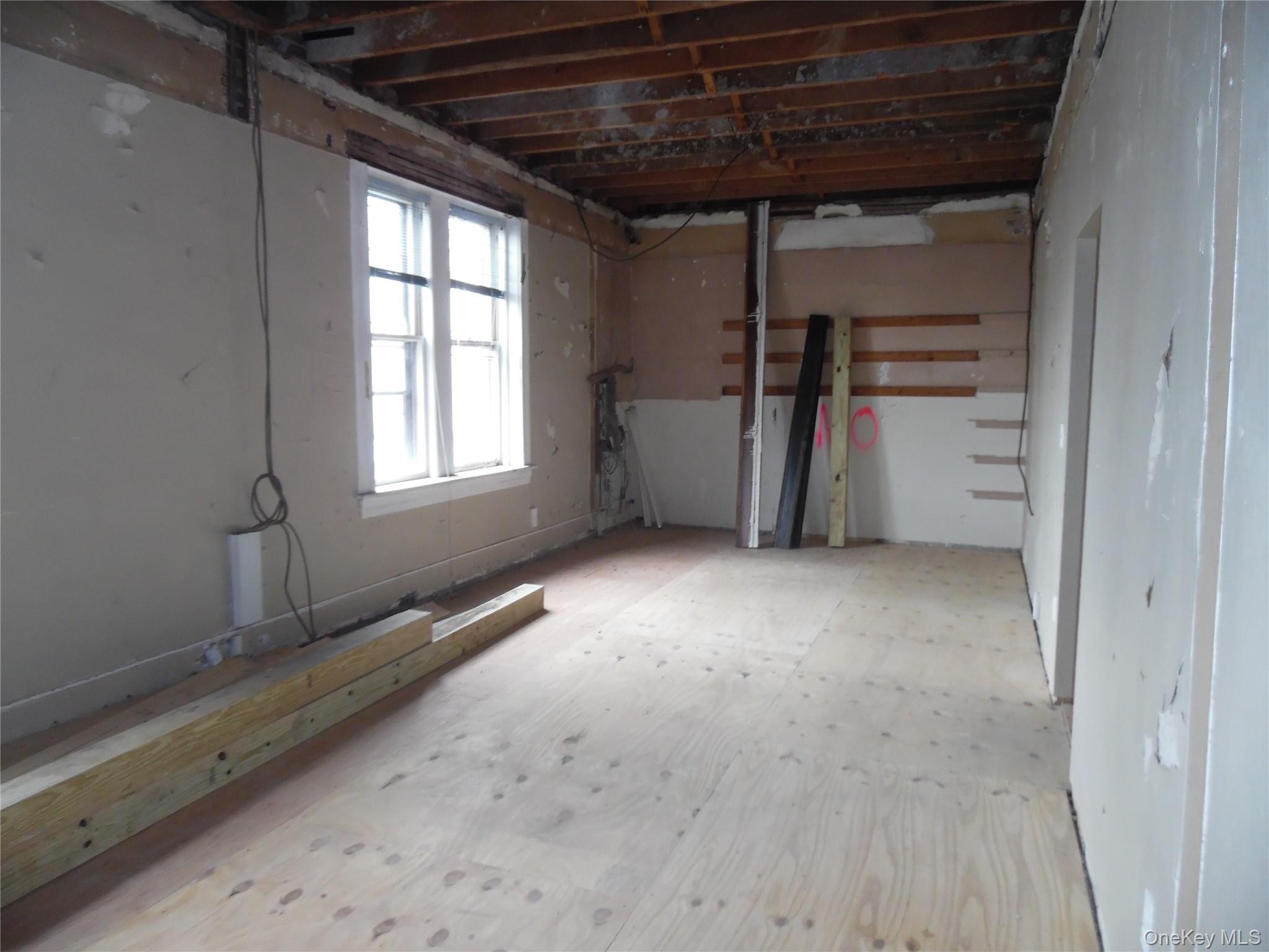 5 Bank St, Monticello, NY 12701