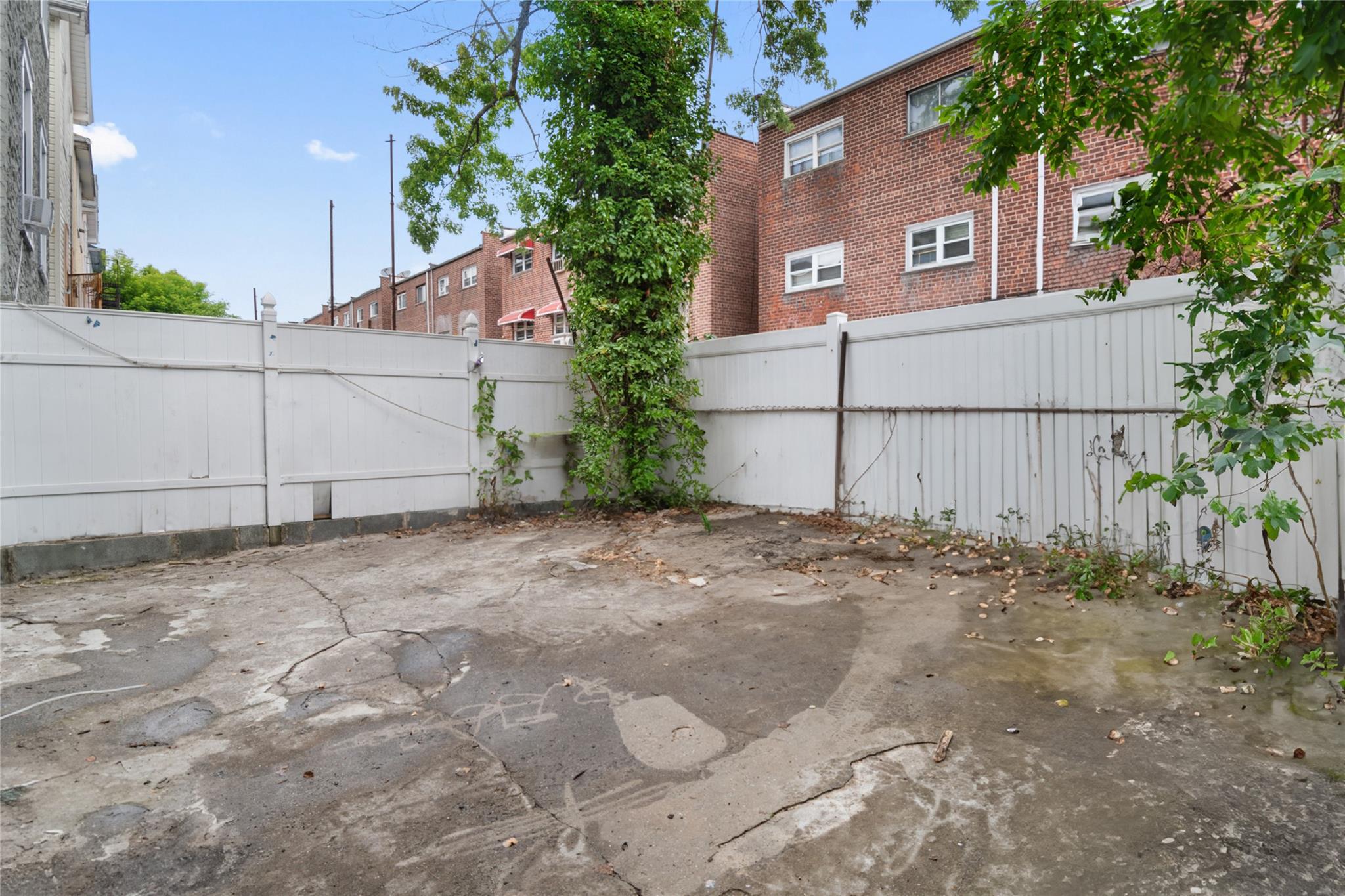 4318 Edson Avenue, Bronx, NY 10466