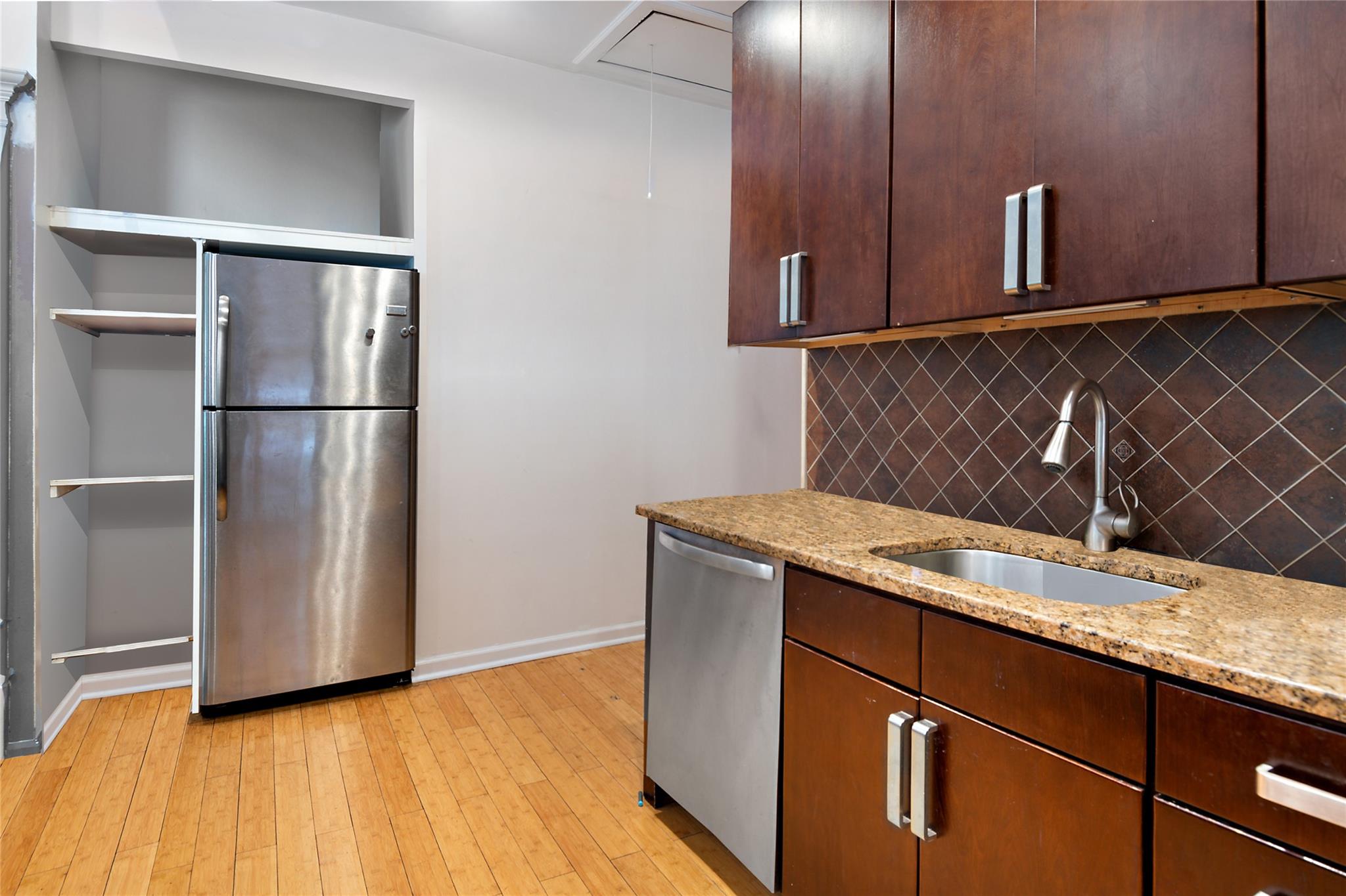 4318 Edson Avenue, Bronx, NY 10466