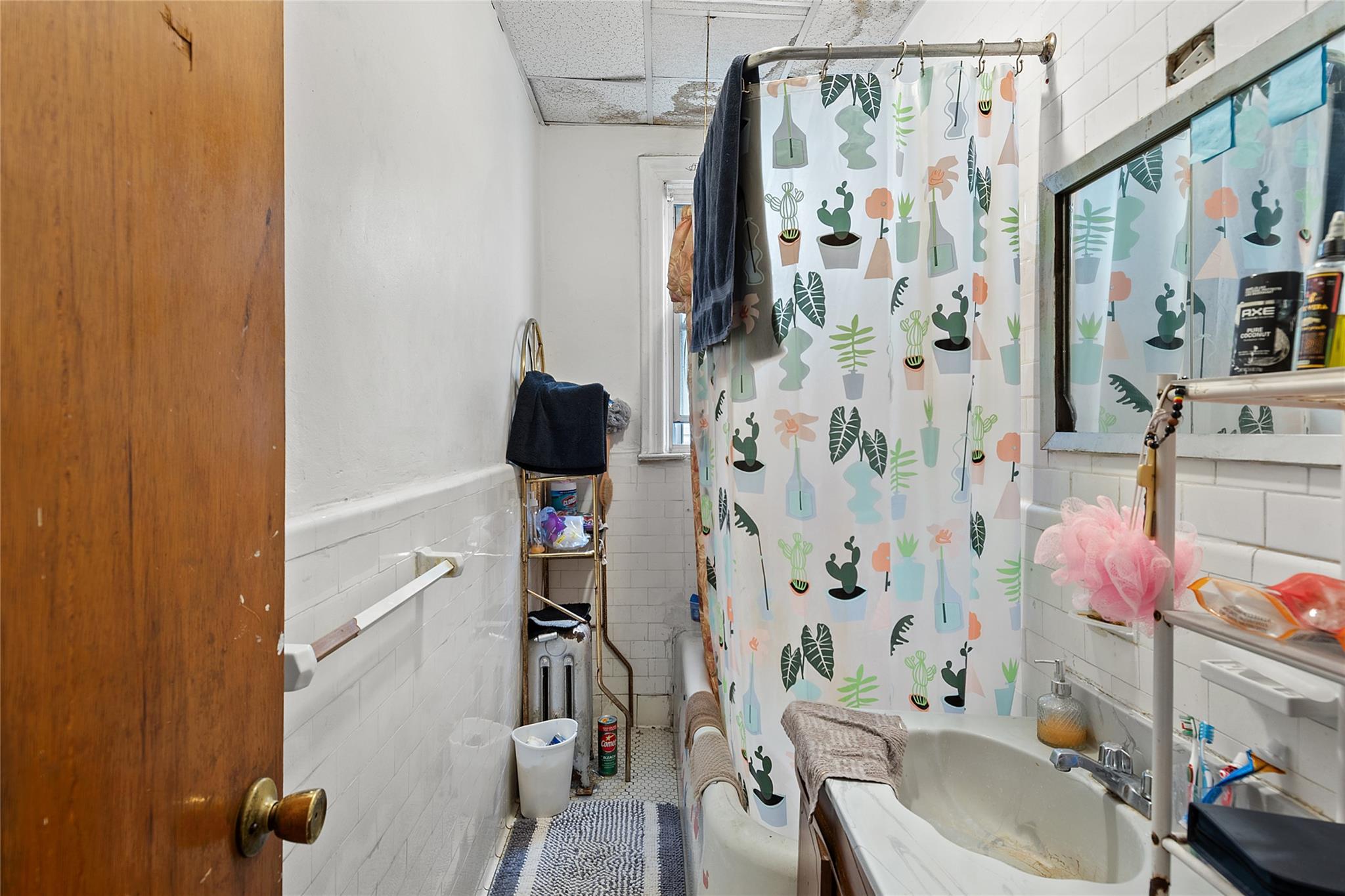 4318 Edson Avenue, Bronx, NY 10466