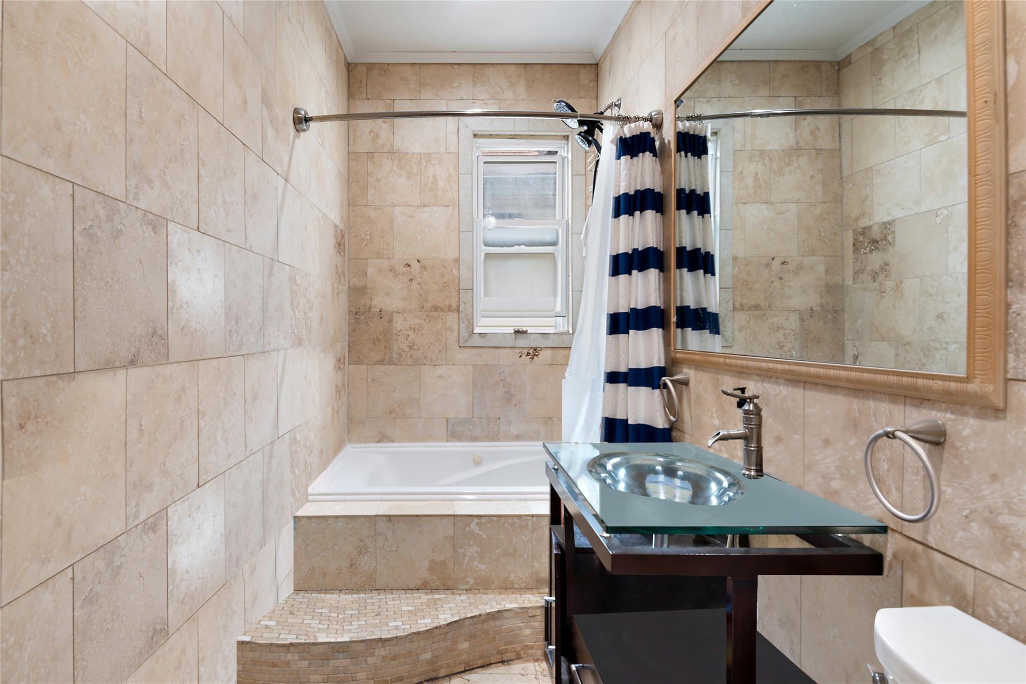 4318 Edson Avenue, Bronx, NY 10466