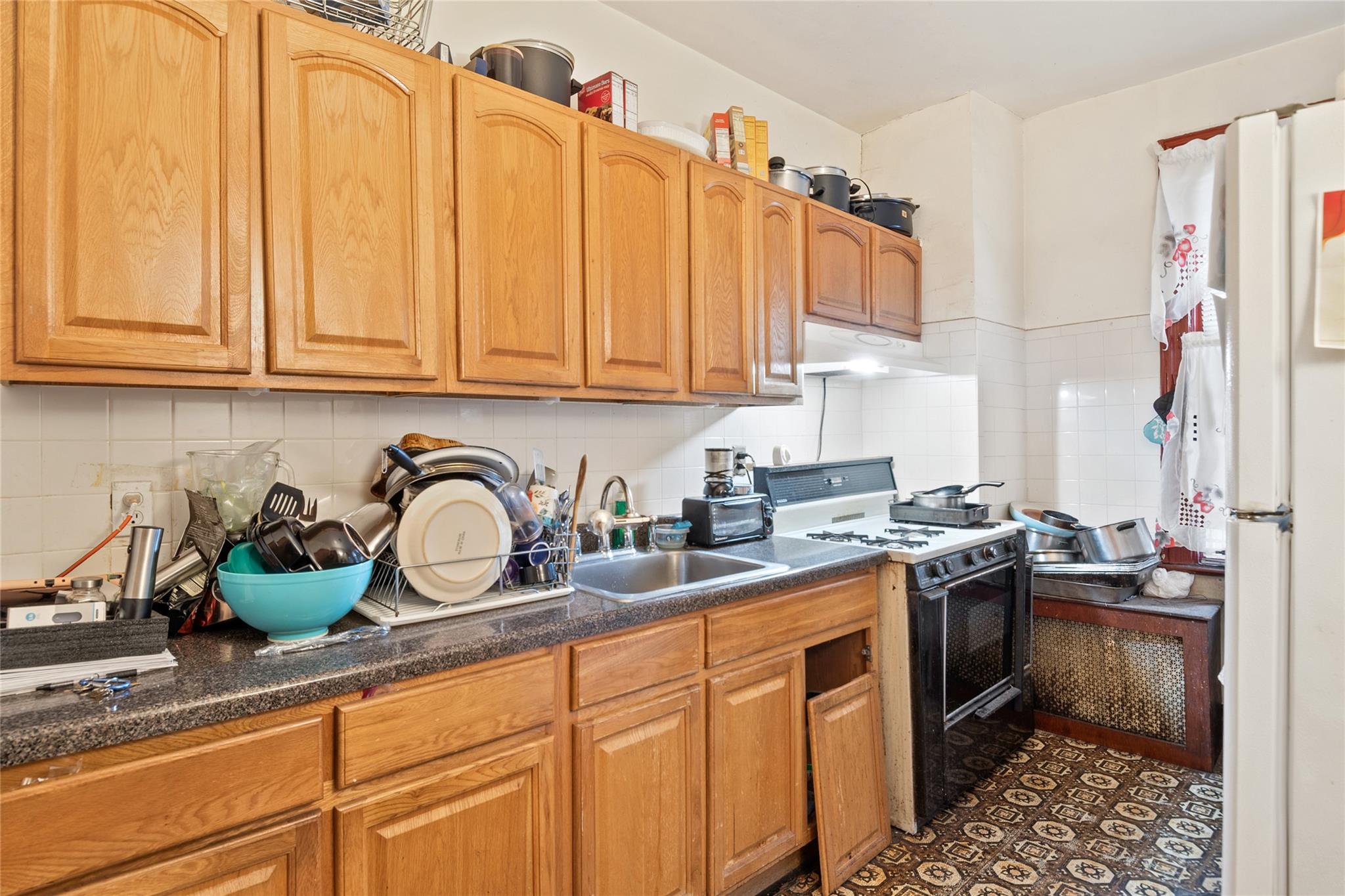 4318 Edson Avenue, Bronx, NY 10466