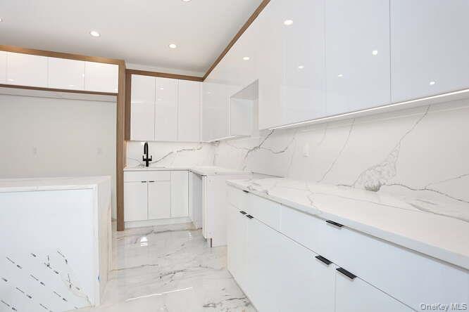 79 S Madison Avenue # 213, Spring Valley, NY 10977