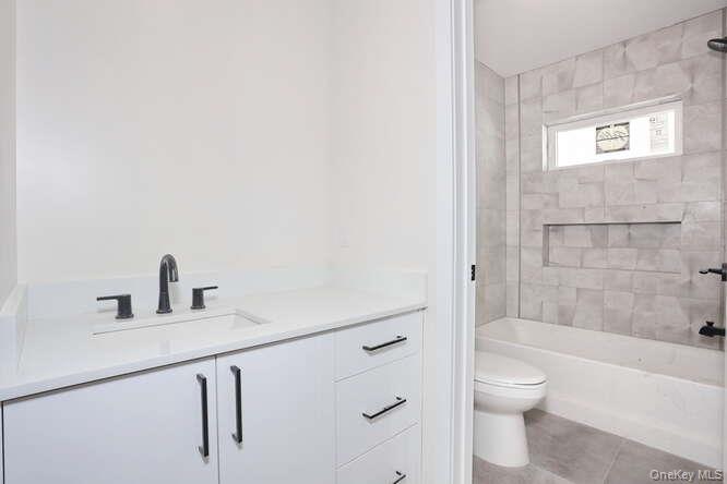 79 S Madison Avenue # 213, Spring Valley, NY 10977